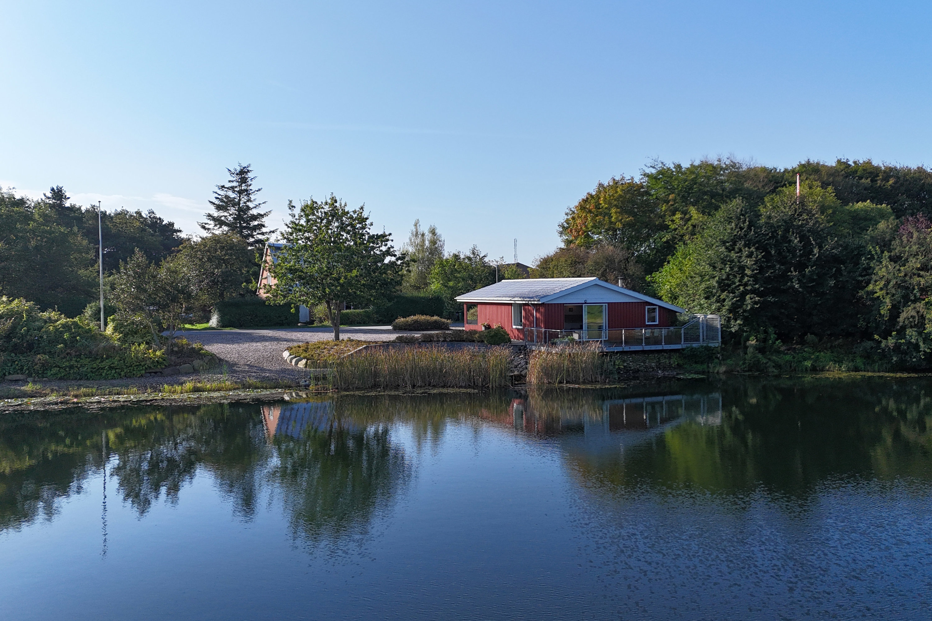 Fremhævet andet billede i fuldskærmstilstand. Billede af Tangsgårdsvej 3, Bur, 7570 Vemb