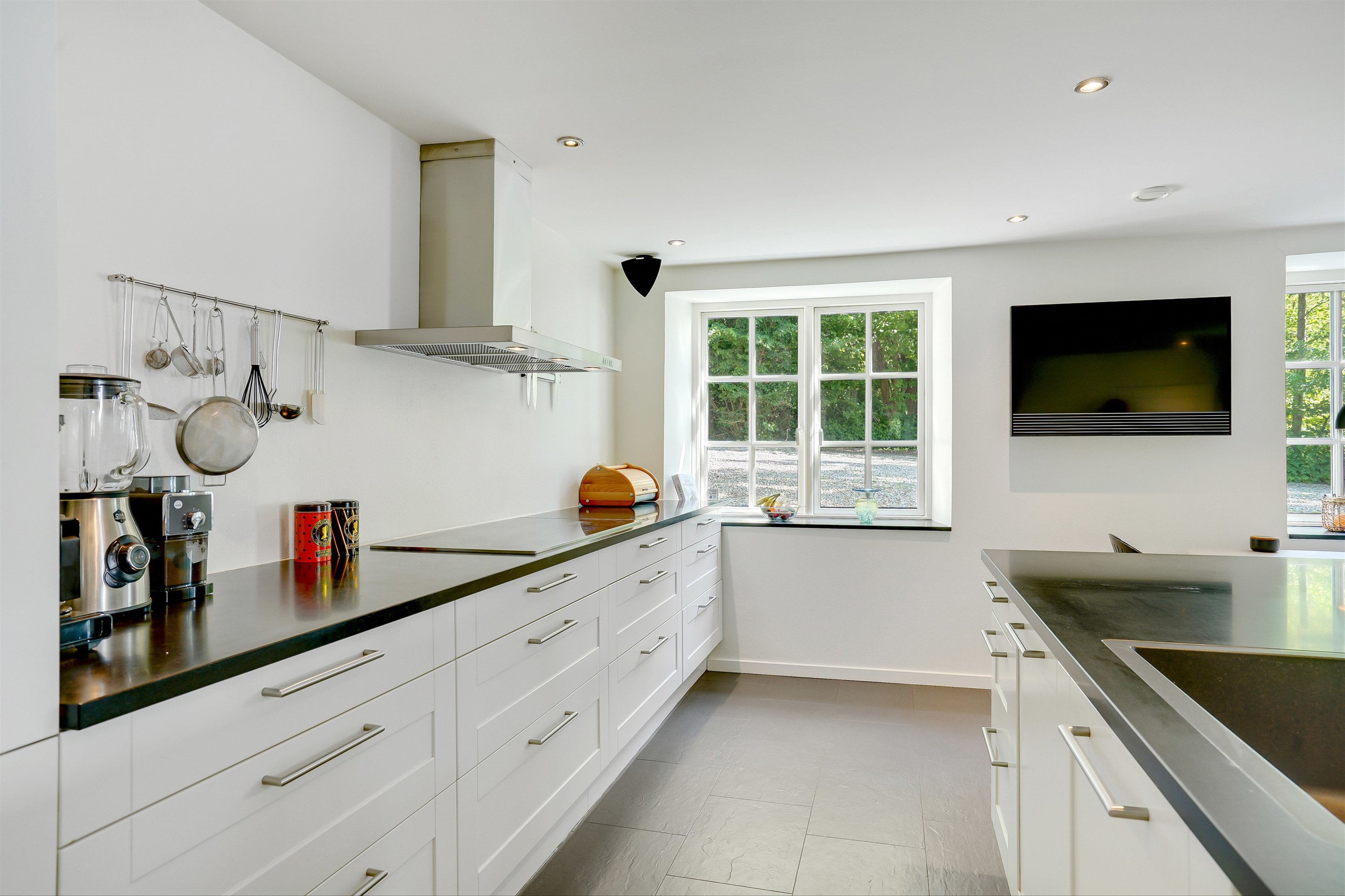 Fremhævet køkken billede i fuldskærmstilstand. Billede af Munkemøllevej 6, 6300 Gråsten