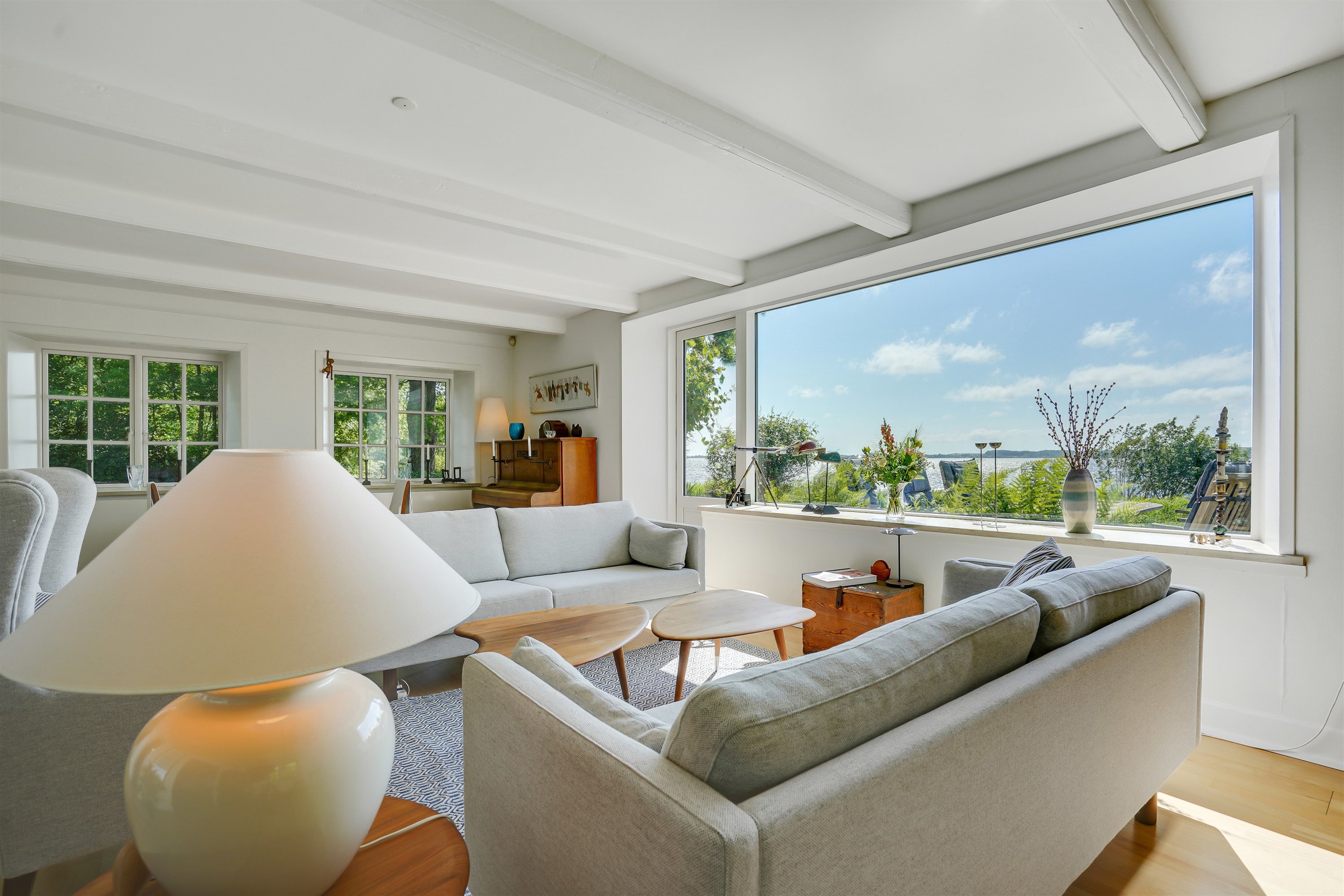 Fremhævet stue billede i fuldskærmstilstand. Billede af Munkemøllevej 6, 6300 Gråsten