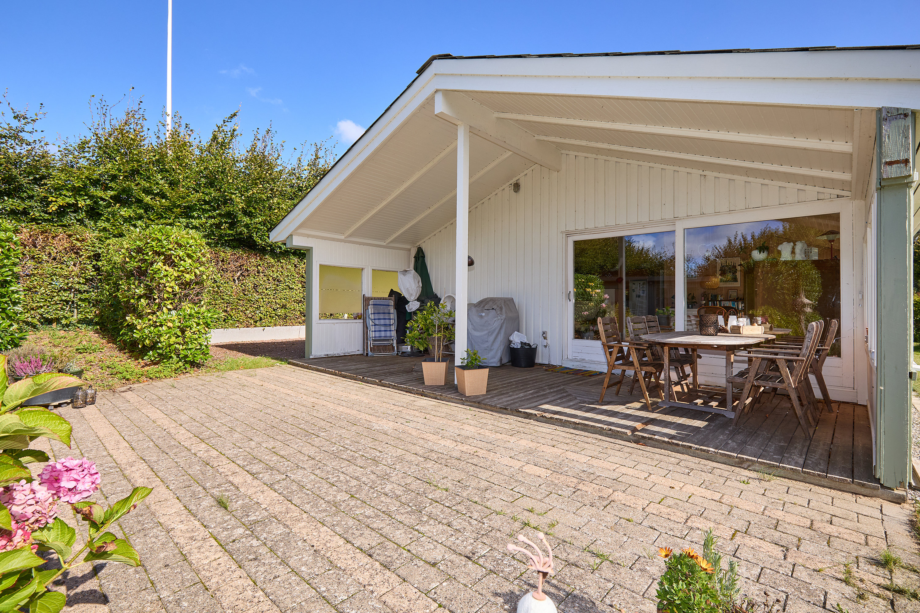 Miniaturebillede 2: terrasse. Billede af Langs Hegnet 14, 3310 Ølsted