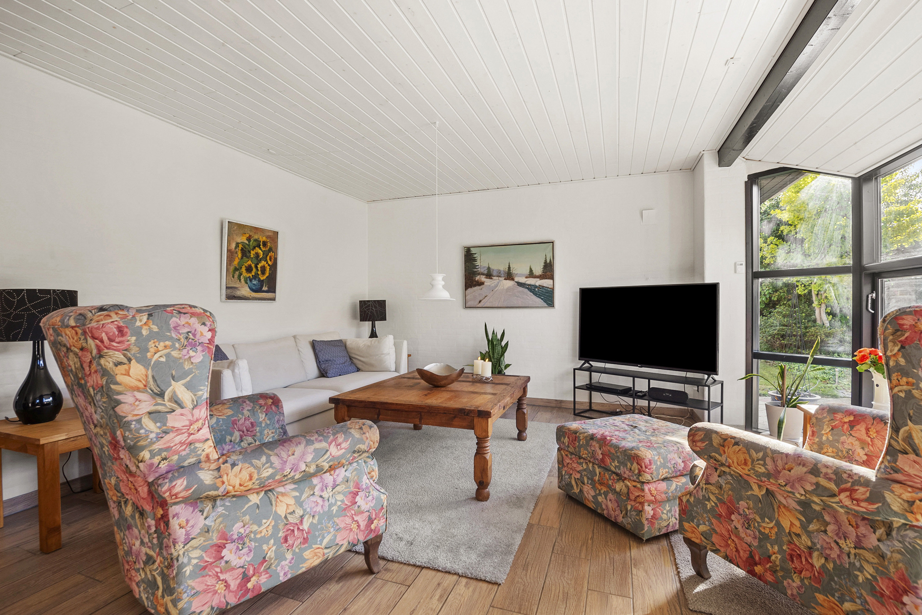 Fremhævet stue billede i fuldskærmstilstand. Billede af Nørremarksvej 300, 6800 Varde