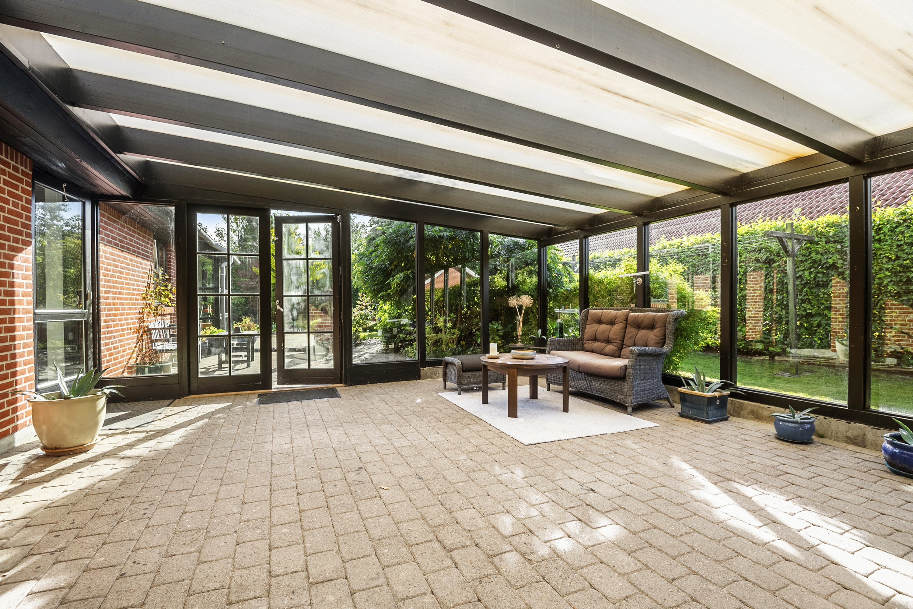 Fremhævet udestue billede i fuldskærmstilstand. Billede af Nørremarksvej 300, 6800 Varde