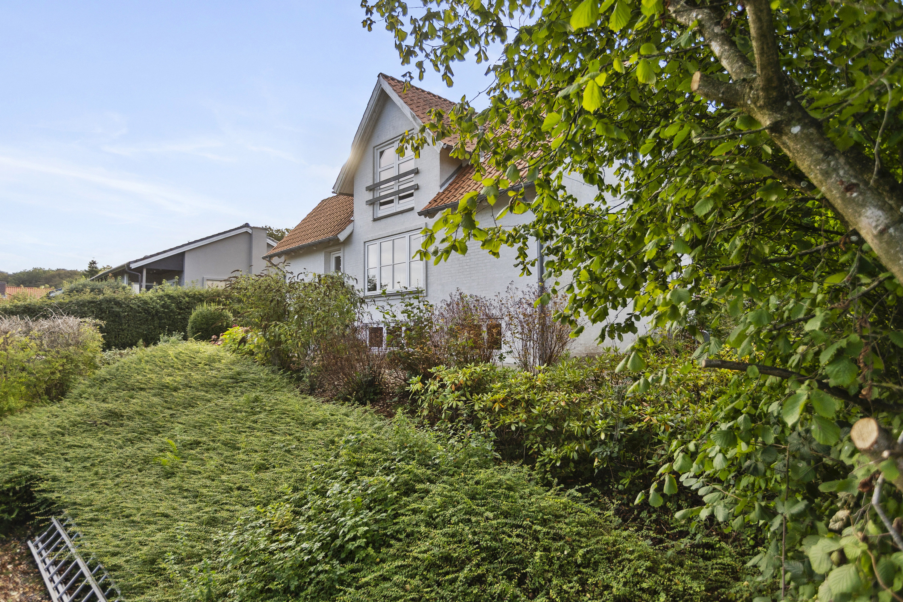 Fremhævet ejendommen billede i fuldskærmstilstand. Billede af Varnæsvej 139, 6200 Aabenraa