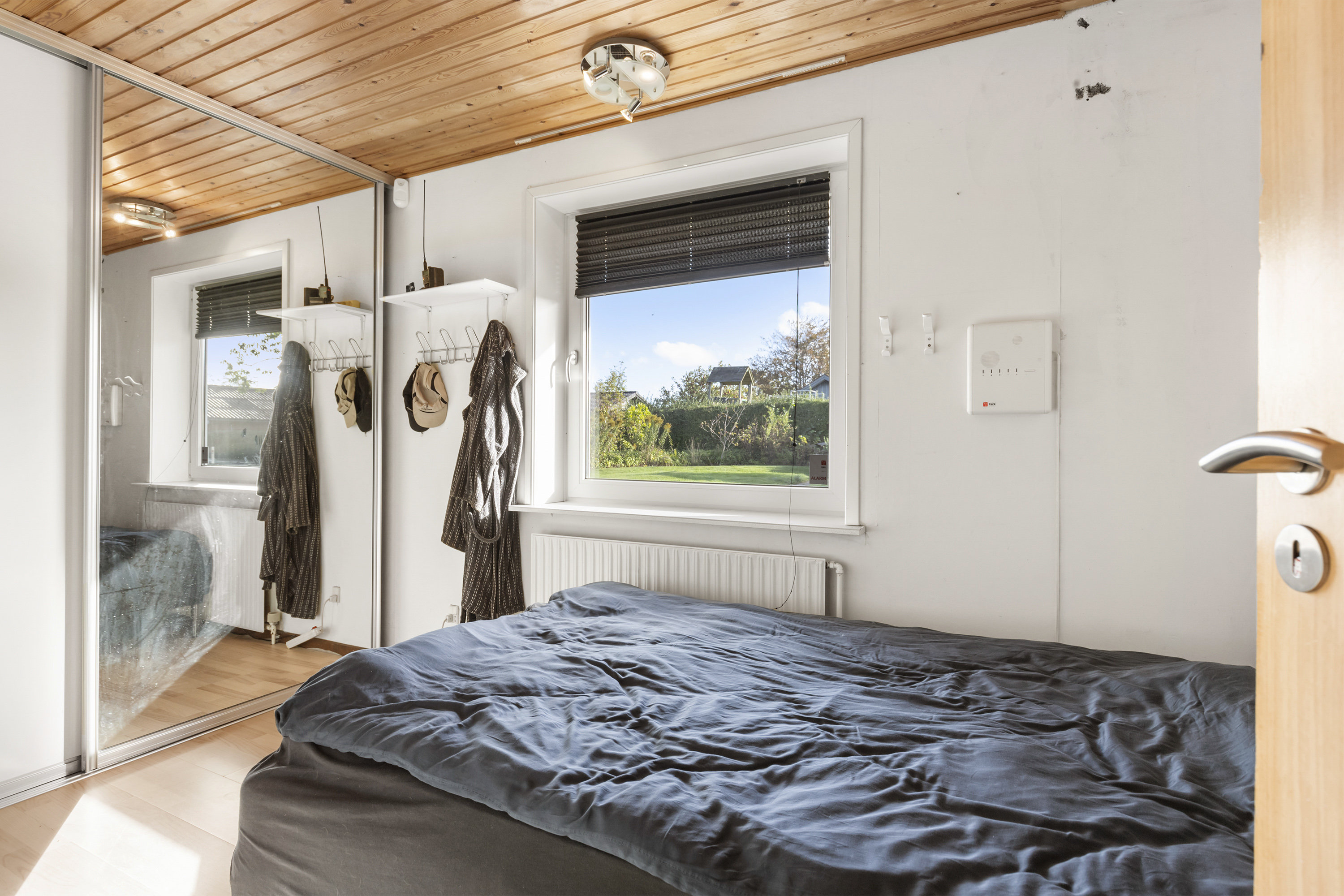 Fremhævet værelse billede i fuldskærmstilstand. Billede af Jørgen Terkelsens V 6, 9760 Vrå