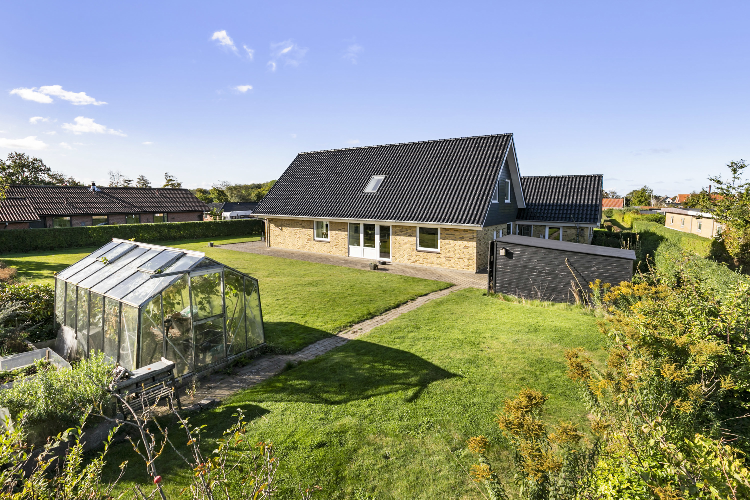 Fremhævet ejendommen billede i fuldskærmstilstand. Billede af Jørgen Terkelsens V 6, 9760 Vrå