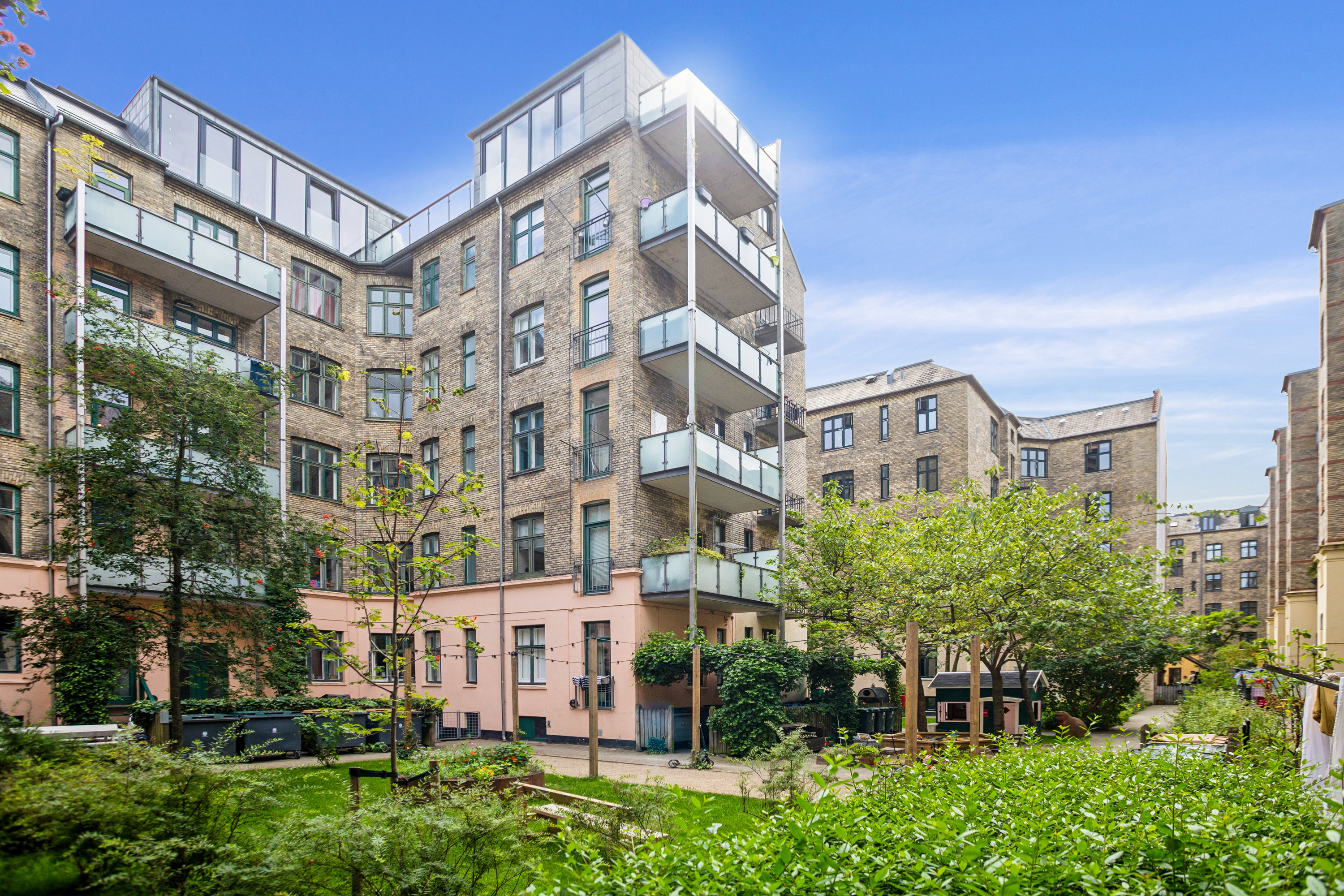 Fremhævet ejendom 1 billede i fuldskærmstilstand. Billede af Holsteinsgade 57, 5. tv., 2100 København Ø