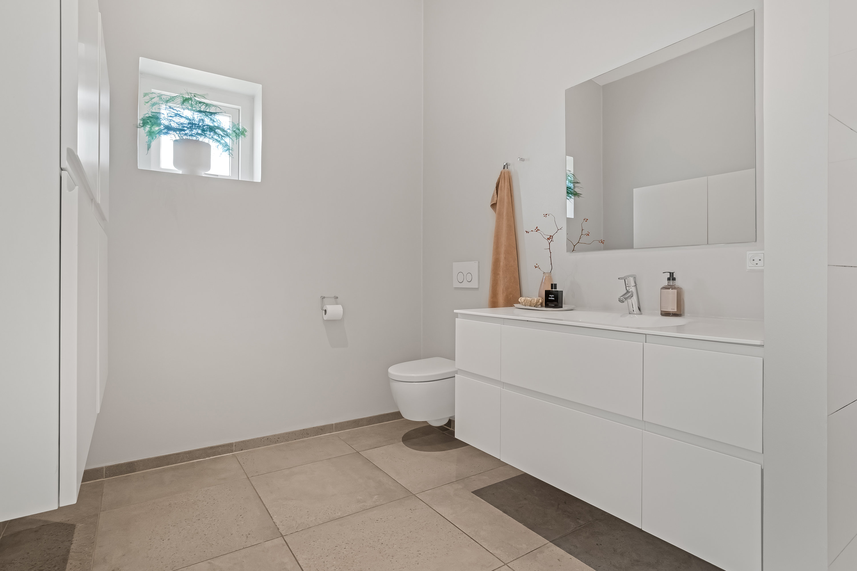 Fremhævet badeværelse billede i fuldskærmstilstand. Billede af Dolken 18, Mejrup, 7500 Holstebro