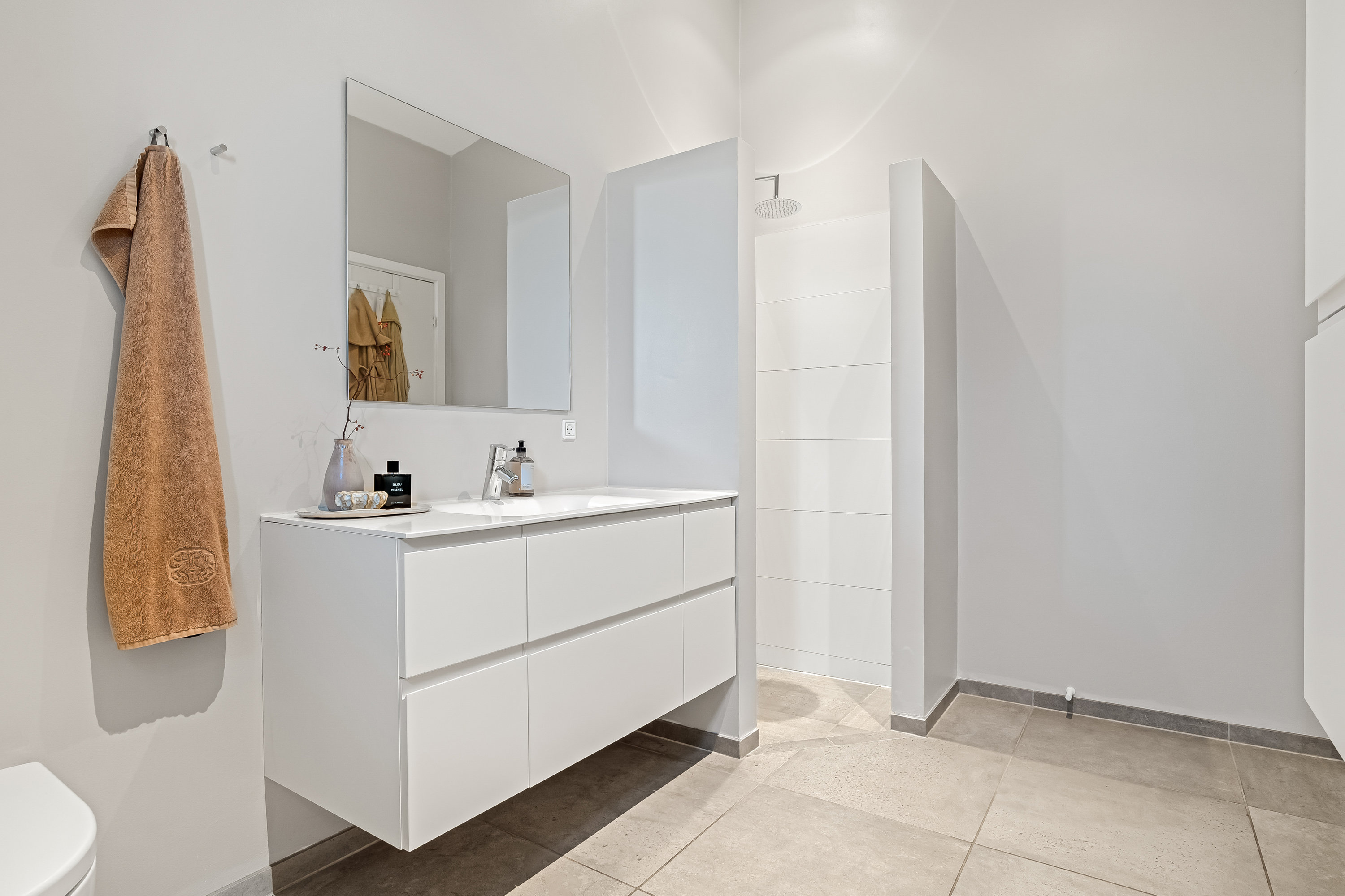 Fremhævet badeværelse billede i fuldskærmstilstand. Billede af Dolken 18, Mejrup, 7500 Holstebro