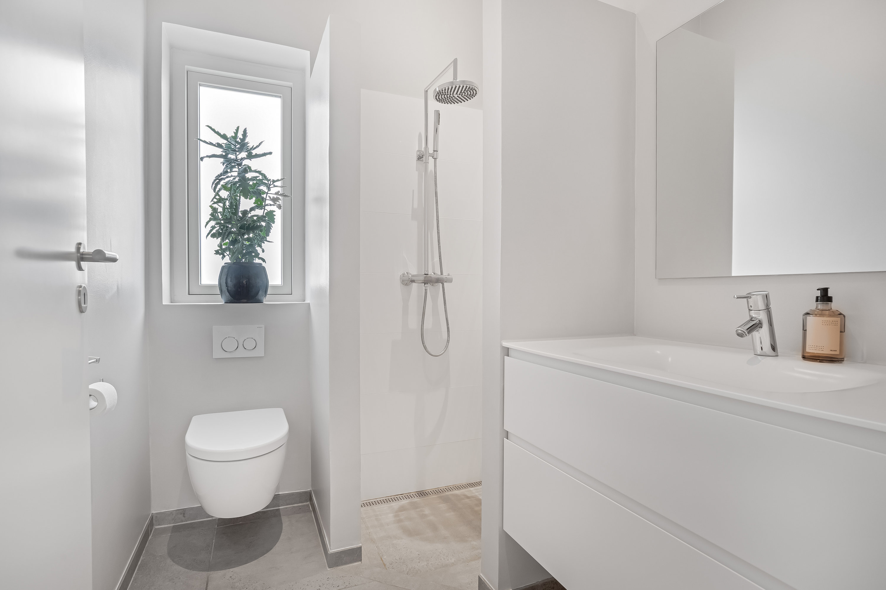 Fremhævet badeværelse billede i fuldskærmstilstand. Billede af Dolken 18, Mejrup, 7500 Holstebro