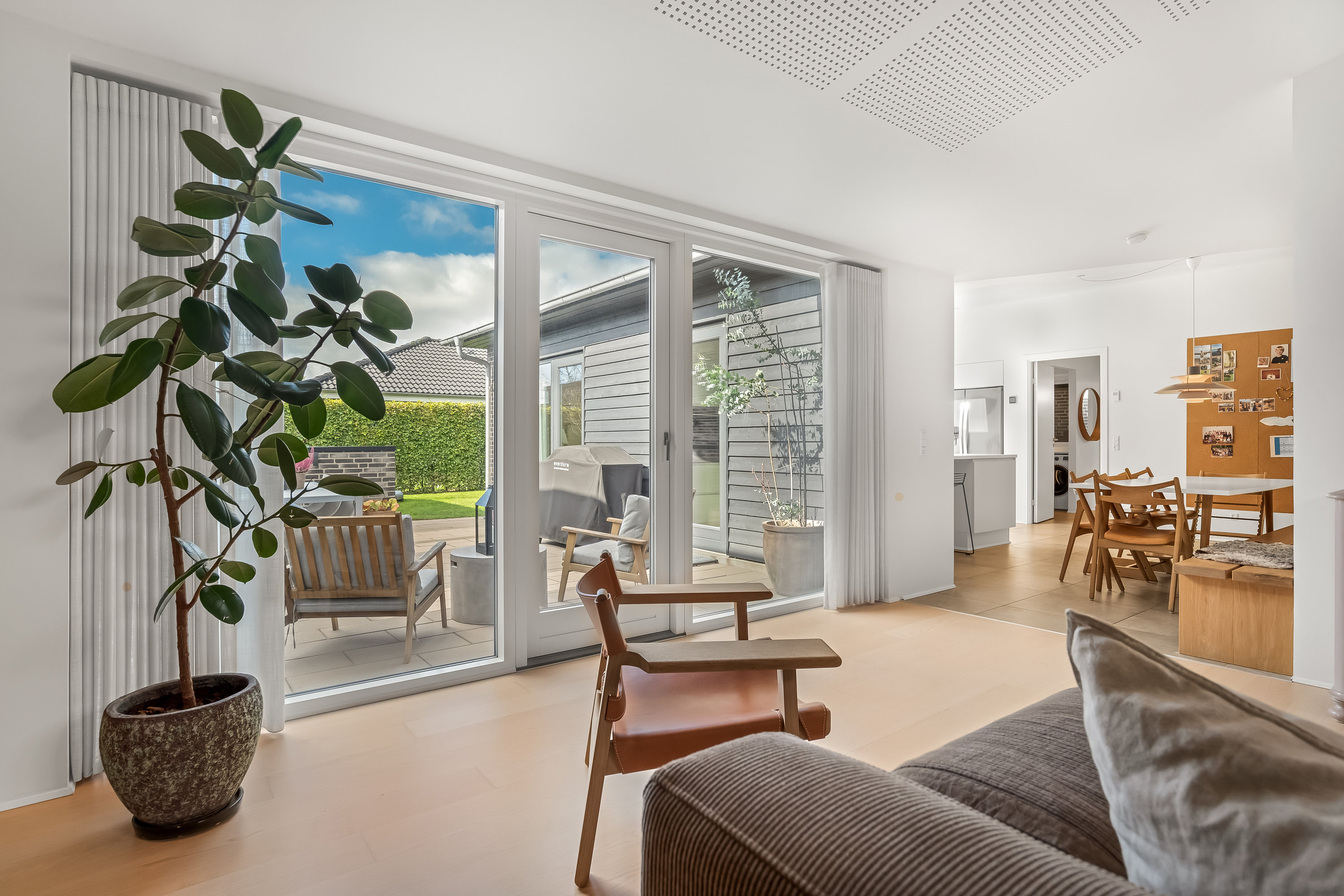 Fremhævet stue billede i fuldskærmstilstand. Billede af Dolken 18, Mejrup, 7500 Holstebro