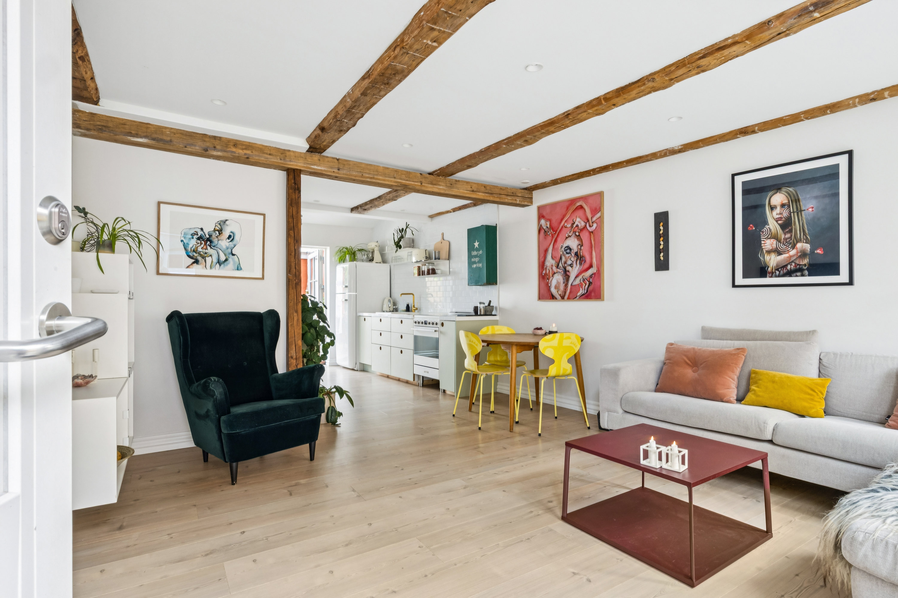 Fremhævet stue billede i fuldskærmstilstand. Billede af Laugshusgade 4, st.. th., 4600 Køge