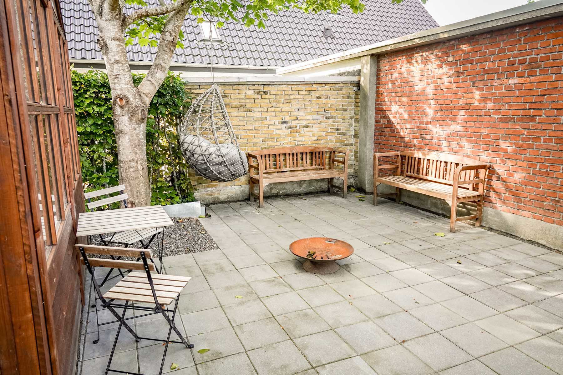 Fremhævet terrasse billede i fuldskærmstilstand. Billede af Carl Plougs Vænge 3, 5230 Odense M