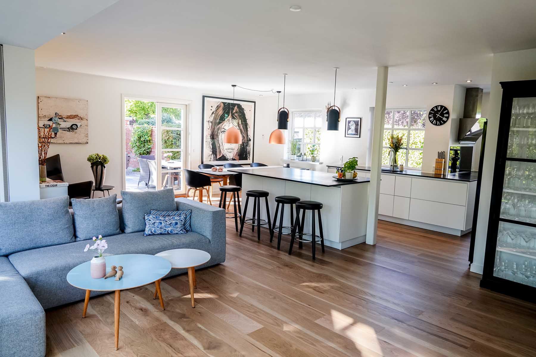 Fremhævet stue billede i fuldskærmstilstand. Billede af Carl Plougs Vænge 3, 5230 Odense M