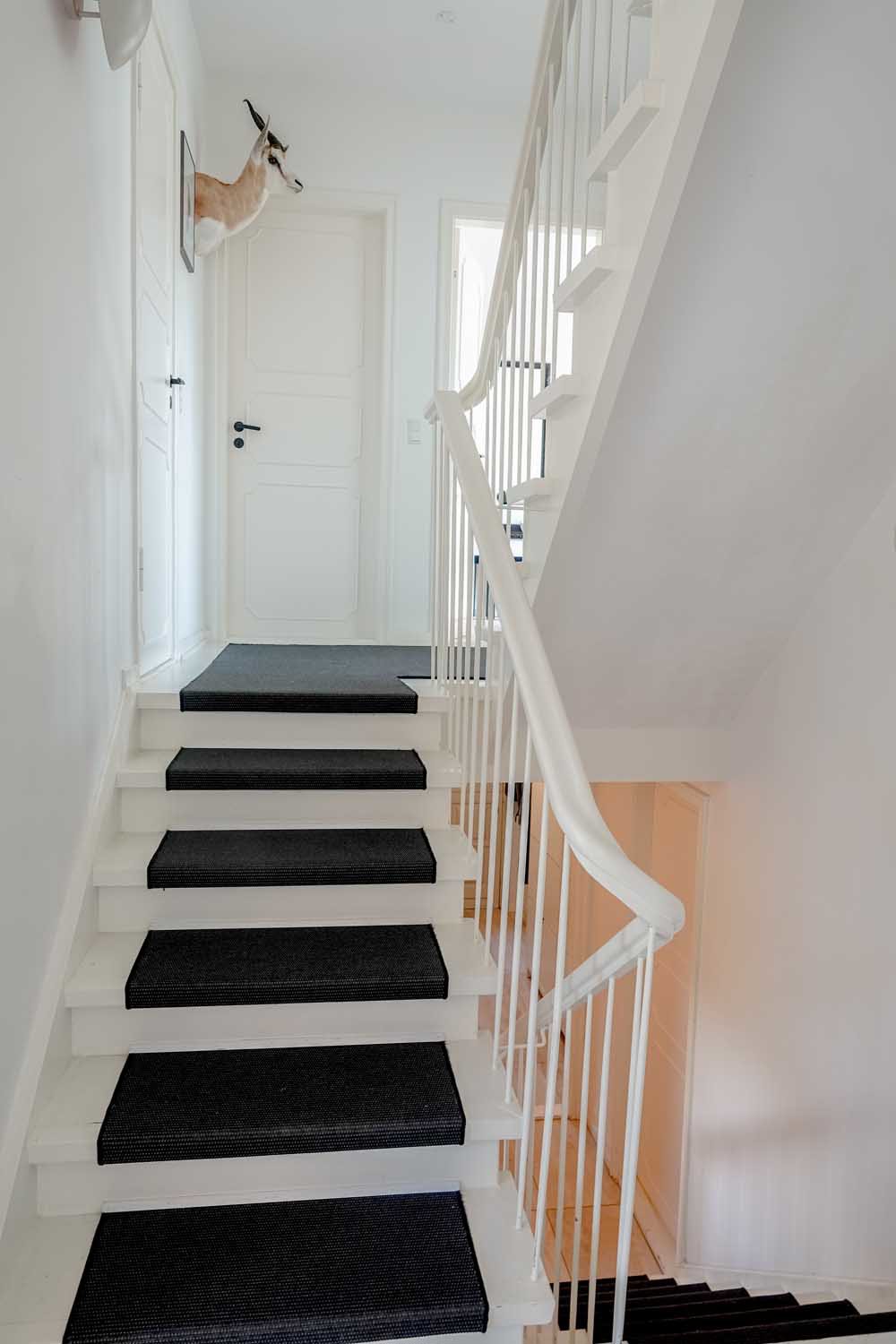 Fremhævet opgang billede i fuldskærmstilstand. Billede af Carl Plougs Vænge 3, 5230 Odense M