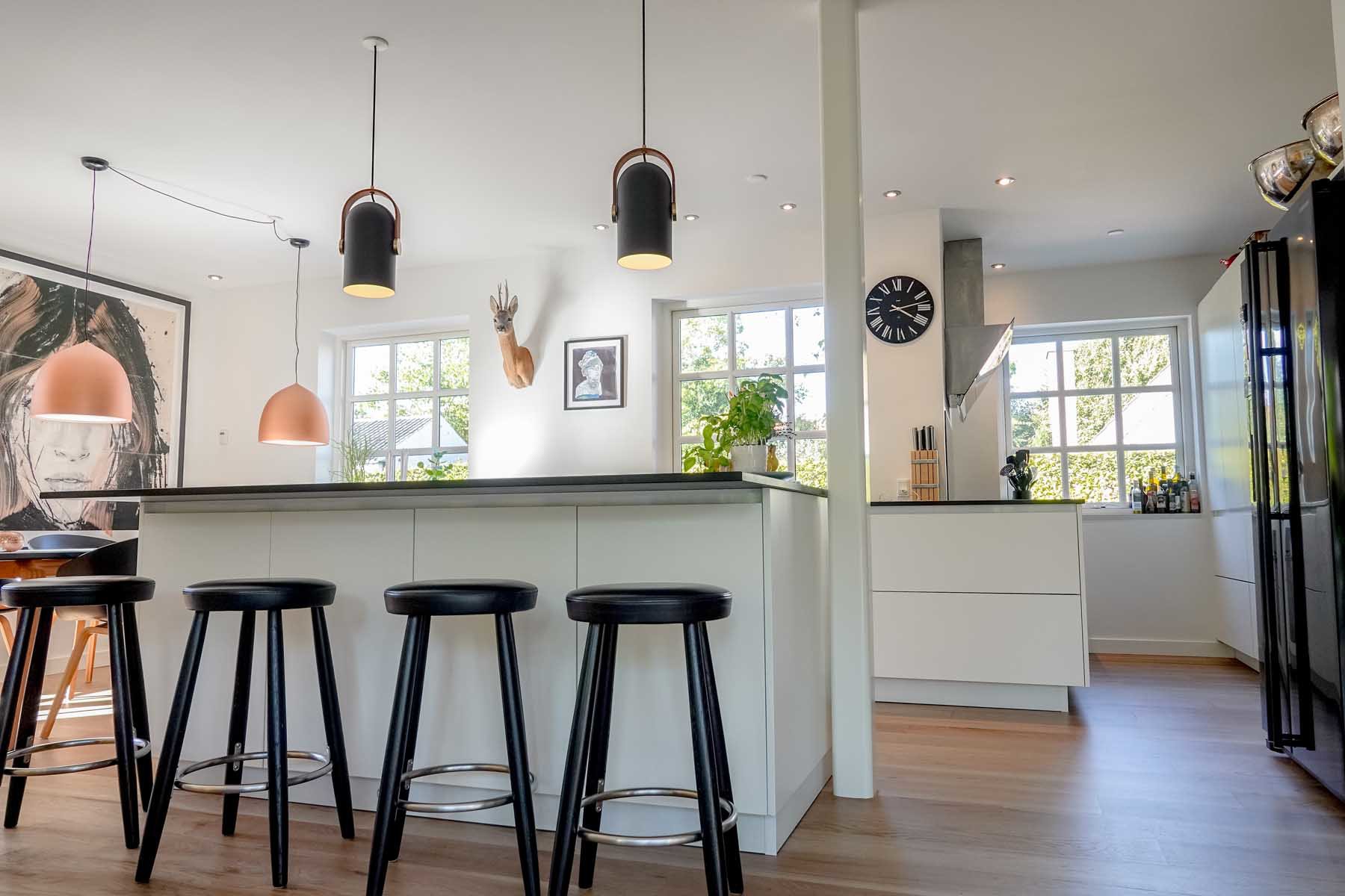 Fremhævet køkken billede i fuldskærmstilstand. Billede af Carl Plougs Vænge 3, 5230 Odense M