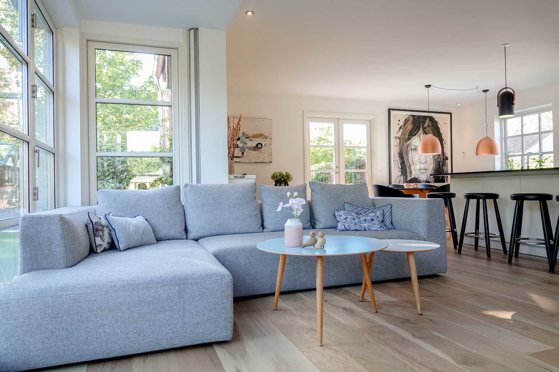 Fremhævet stue billede i fuldskærmstilstand. Billede af Carl Plougs Vænge 3, 5230 Odense M