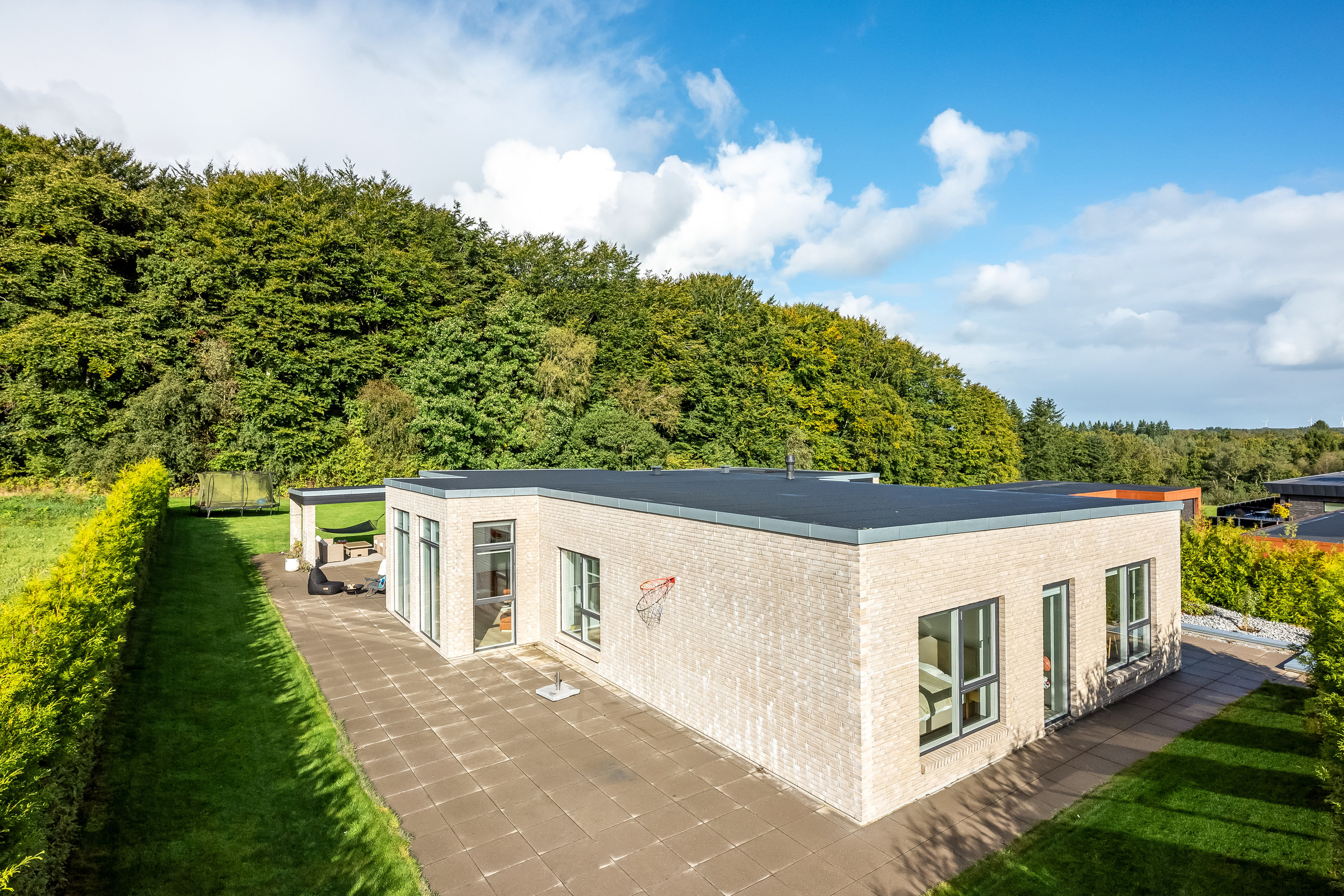 Fremhævet ejendommen billede i fuldskærmstilstand. Billede af Under Bøgen 10, Halgårde, 7500 Holstebro