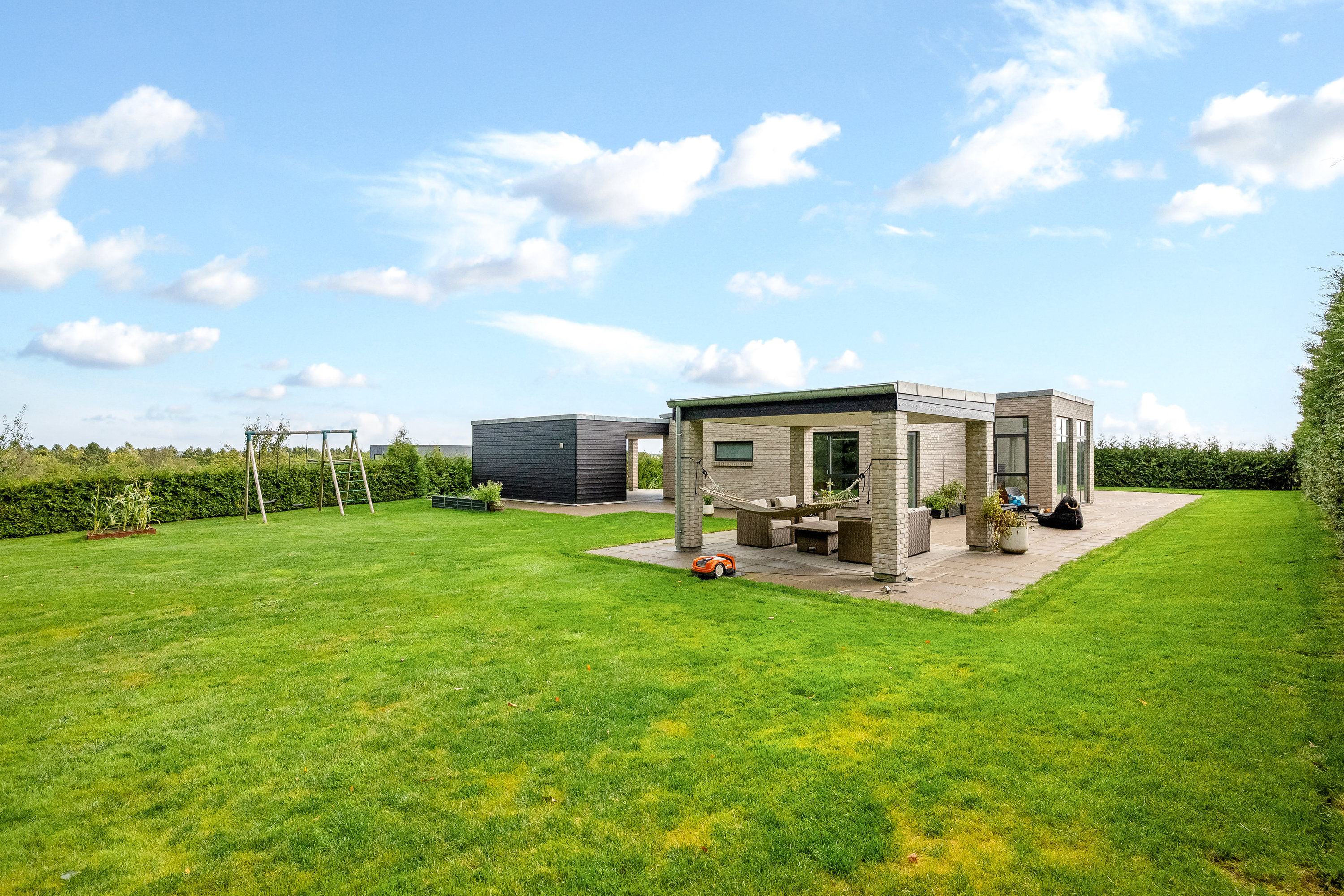 Fremhævet ejendommen billede i fuldskærmstilstand. Billede af Under Bøgen 10, Halgårde, 7500 Holstebro