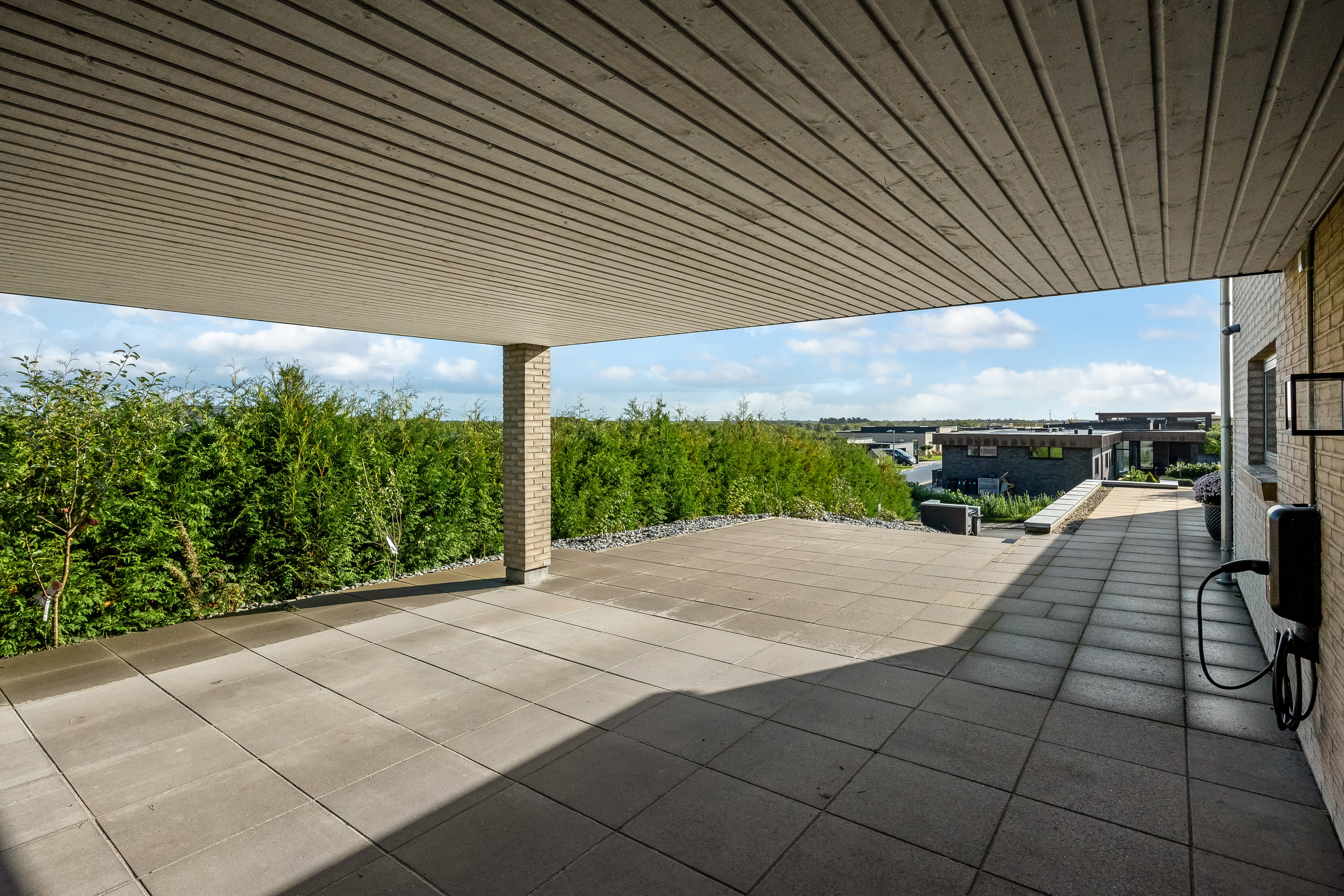 Fremhævet carport billede i fuldskærmstilstand. Billede af Under Bøgen 10, Halgårde, 7500 Holstebro