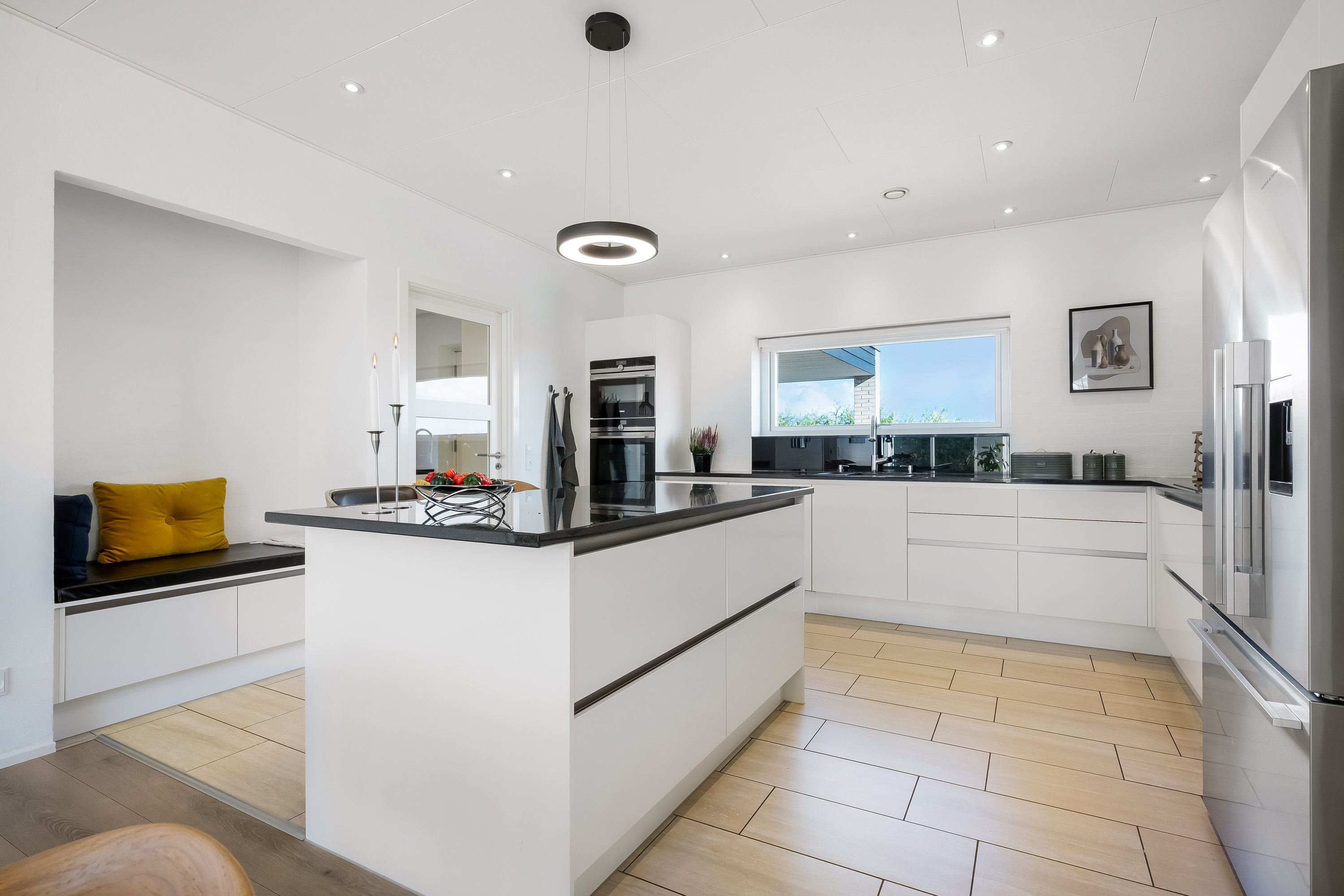 Fremhævet køkken alrum billede i fuldskærmstilstand. Billede af Under Bøgen 10, Halgårde, 7500 Holstebro