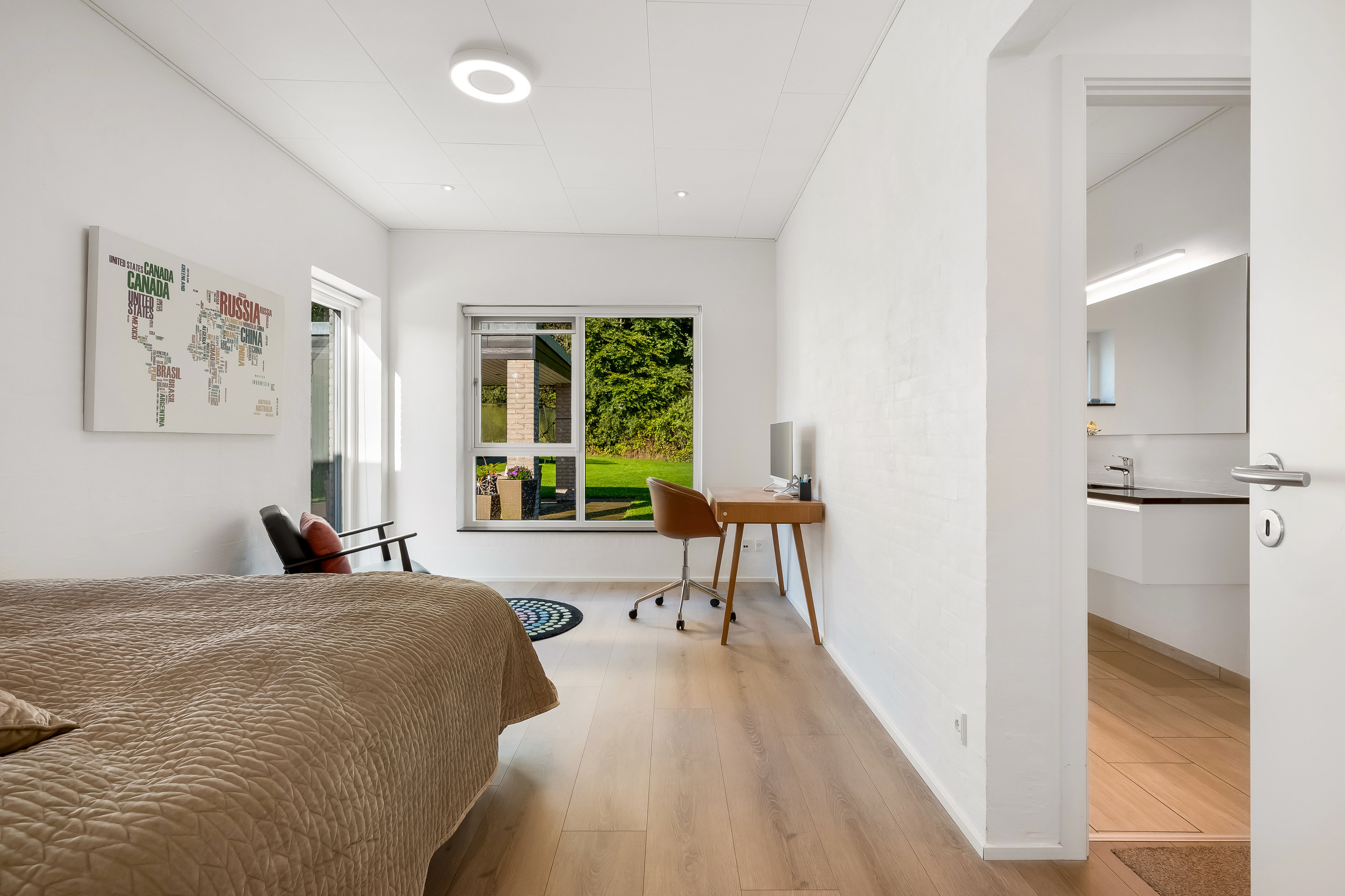 Fremhævet soveværelse billede i fuldskærmstilstand. Billede af Under Bøgen 10, Halgårde, 7500 Holstebro