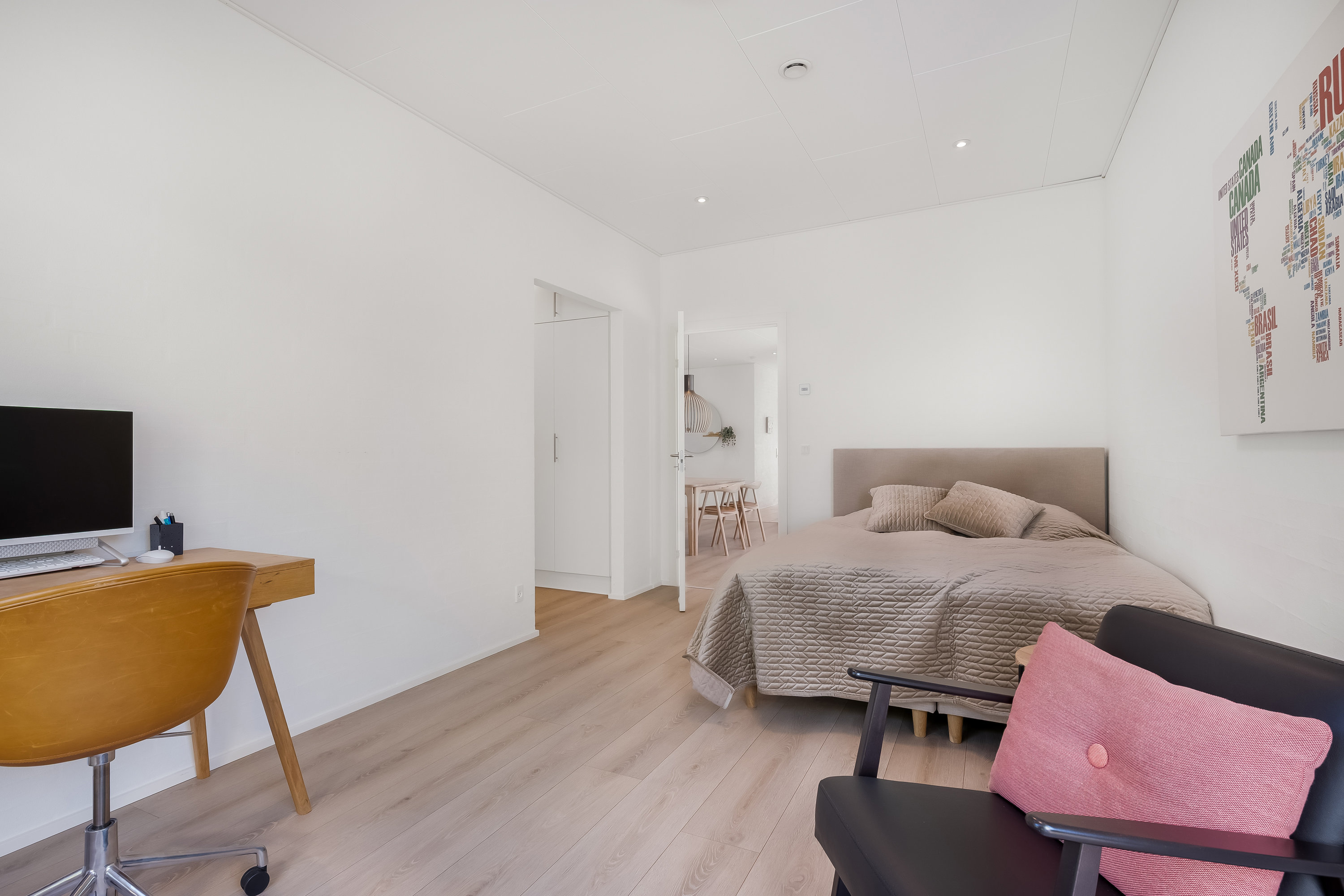 Fremhævet soveværelse billede i fuldskærmstilstand. Billede af Under Bøgen 10, Halgårde, 7500 Holstebro