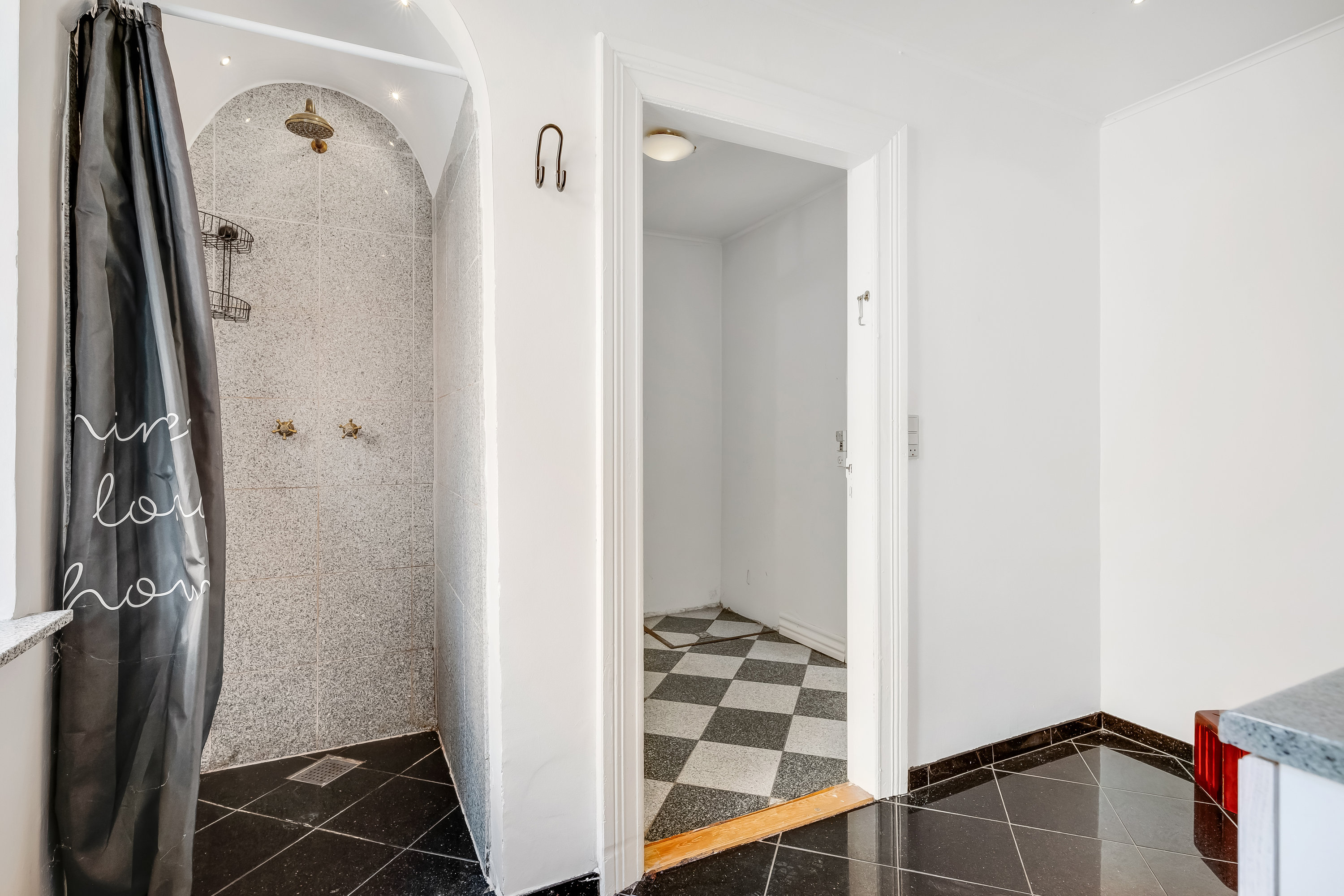 Fremhævet badeværelse billede i fuldskærmstilstand. Billede af Tangsøgade 20, 7650 Bøvlingbjerg