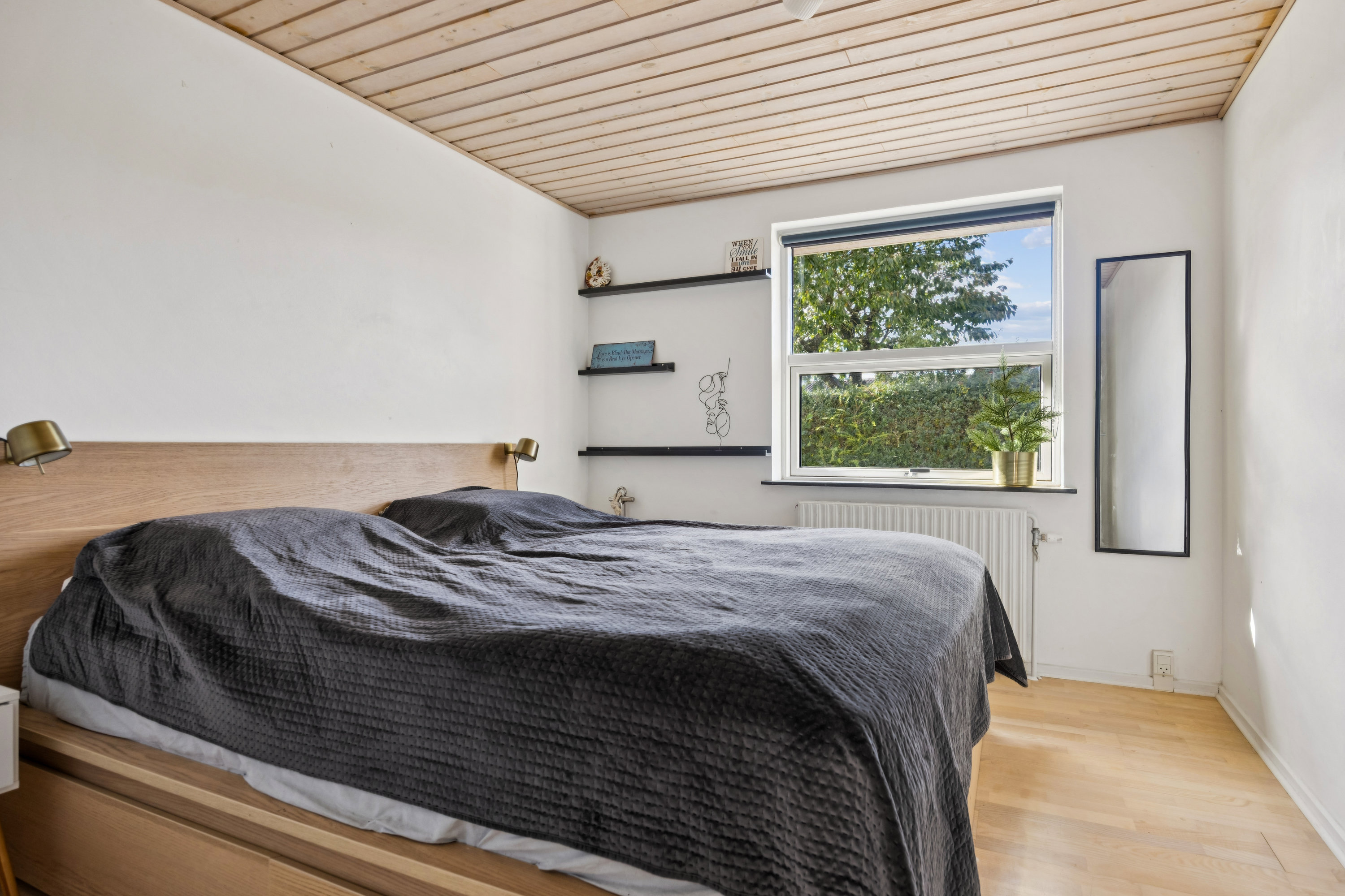 Fremhævet værelse billede i fuldskærmstilstand. Billede af Horsens Kirkevej 23B, Langholt, 9310 Vodskov