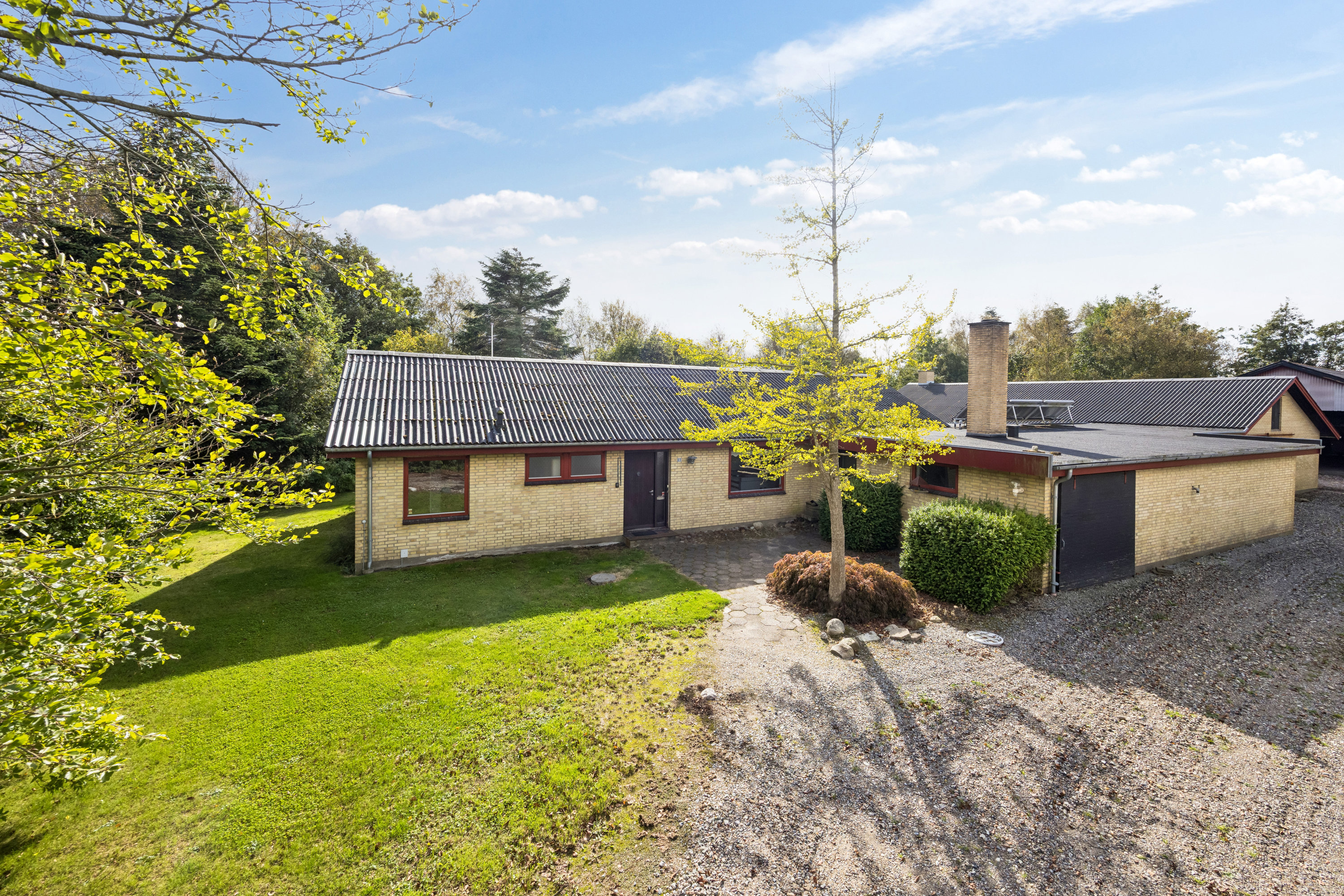 Miniaturebillede 1: ejendom 1. Billede af Blomstermarken 3, Halvrimmen, 9460 Brovst