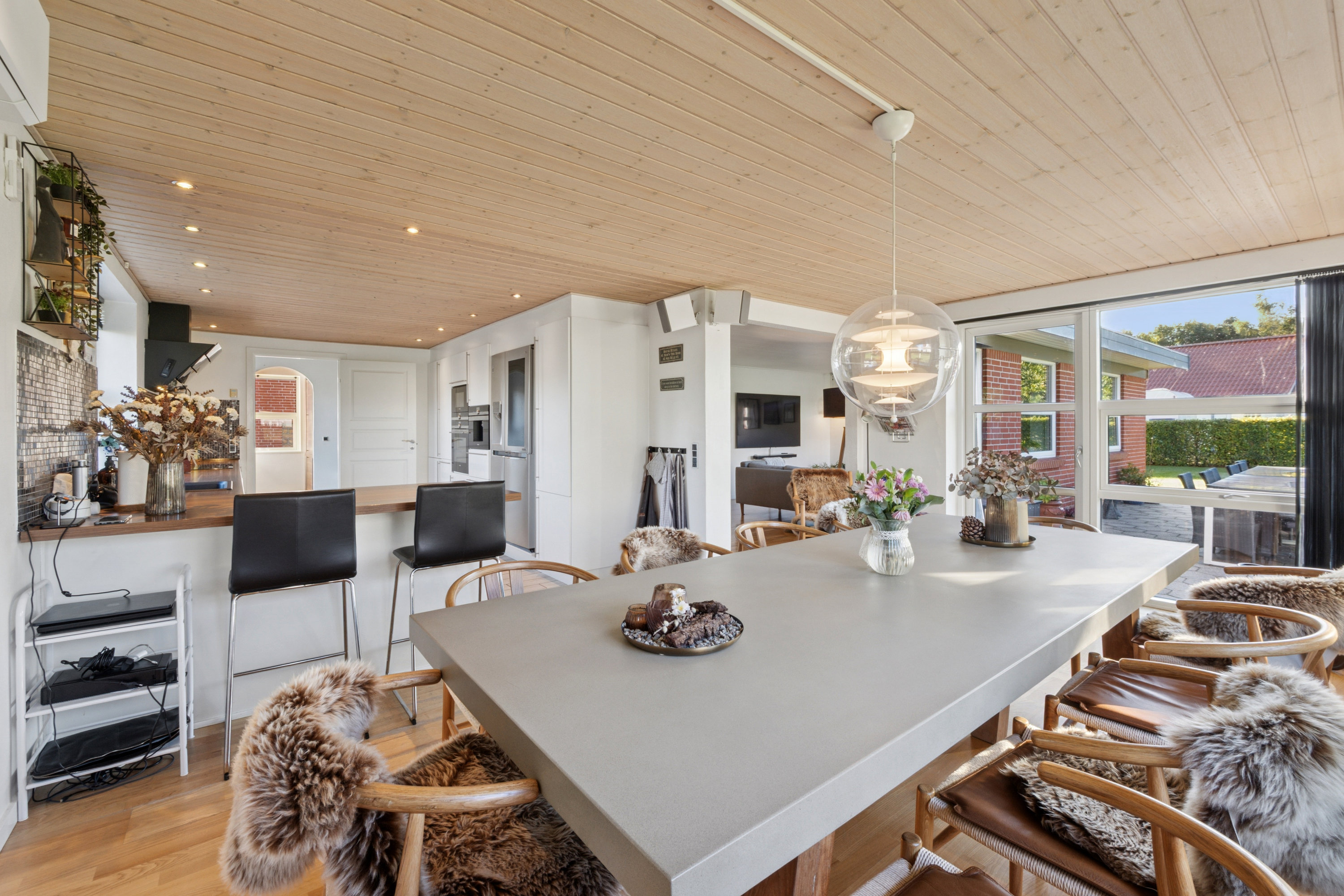 Fremhævet stue billede i fuldskærmstilstand. Billede af Smedevænget 2, Vorning, 8830 Tjele