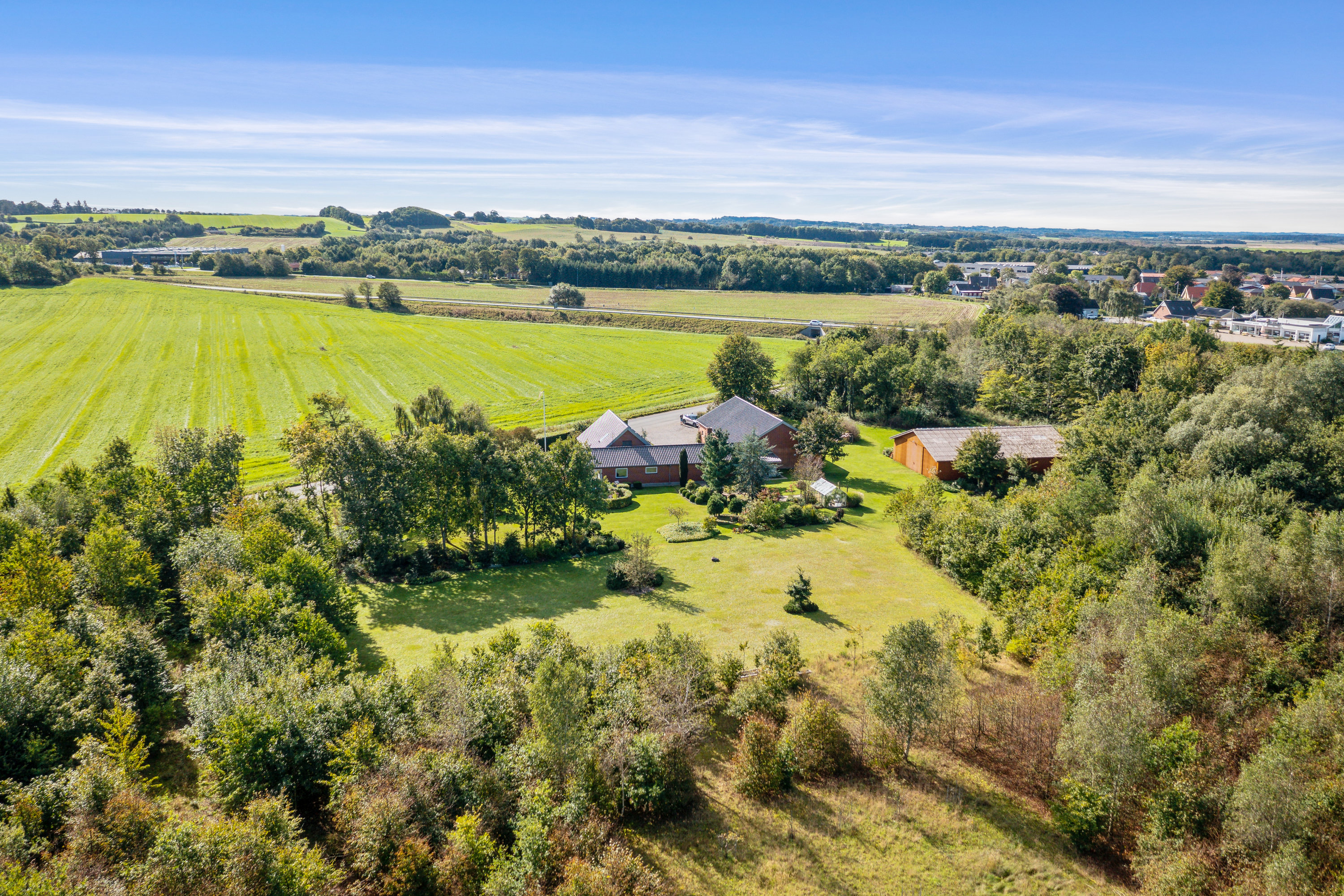 Fremhævet luftfoto billede i fuldskærmstilstand. Billede af Vinkelvej 21, Nr. Søby, 7840 Højslev