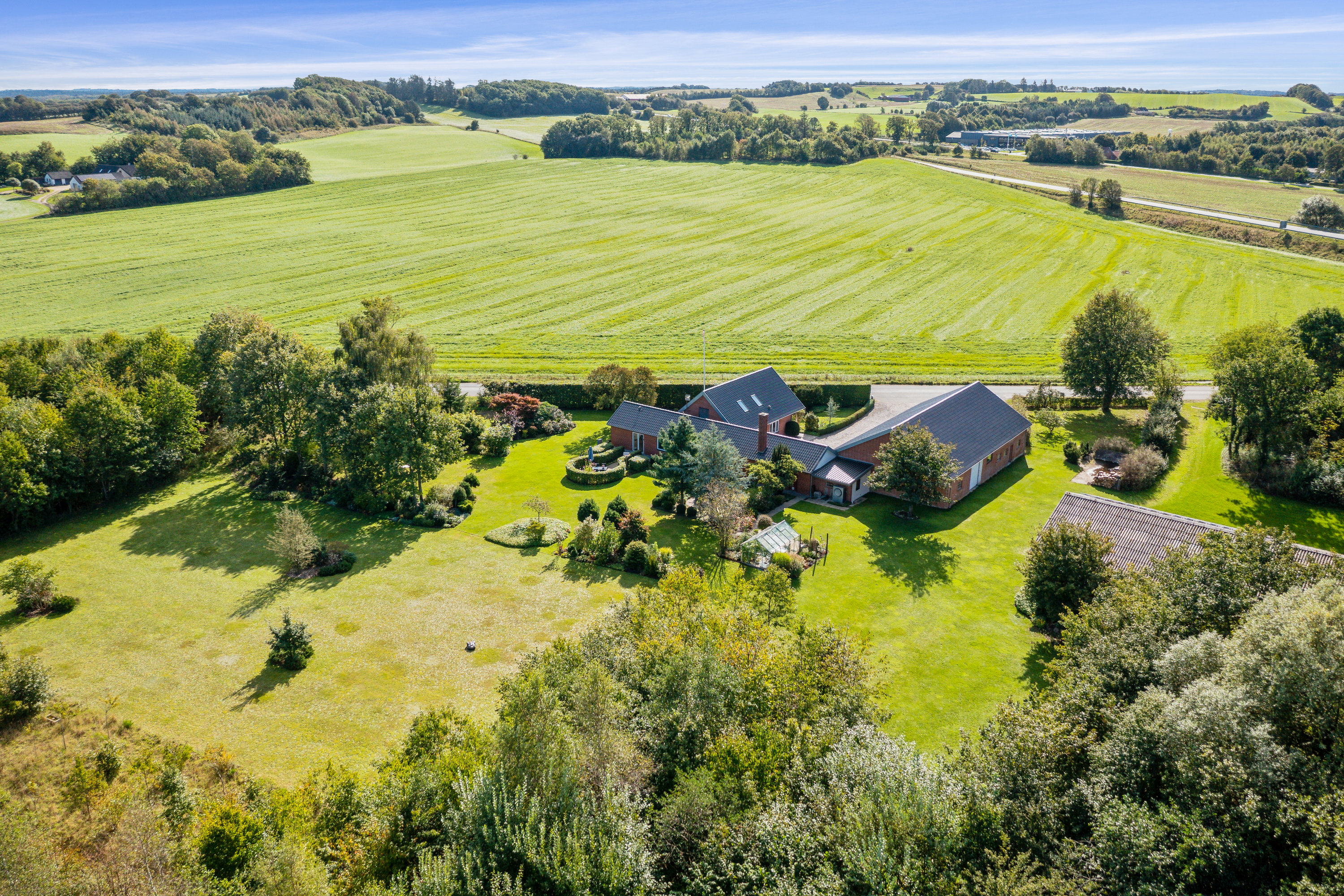 Fremhævet luftfoto billede i fuldskærmstilstand. Billede af Vinkelvej 21, Nr. Søby, 7840 Højslev