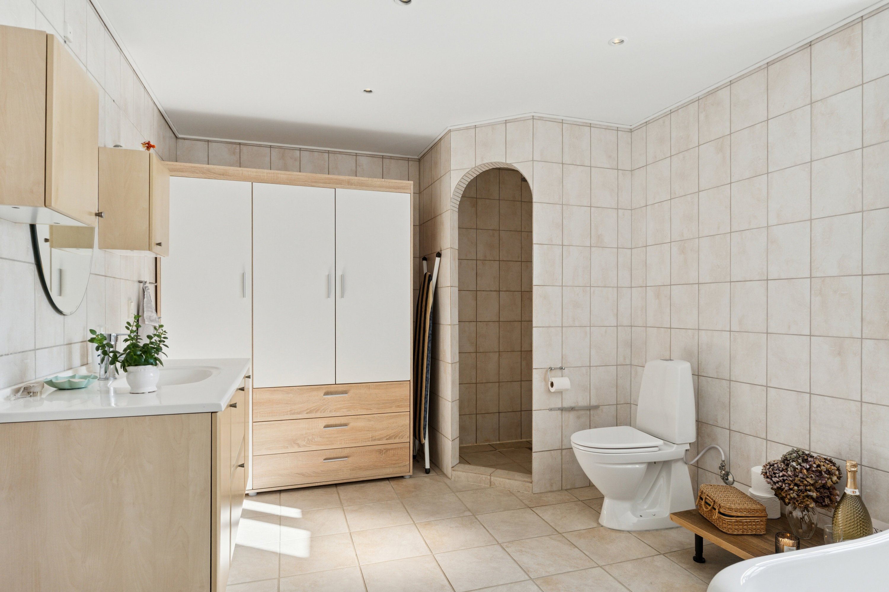 Fremhævet badeværelse billede i fuldskærmstilstand. Billede af Skimlevejen 1, Bodilsker, 3730 Nexø