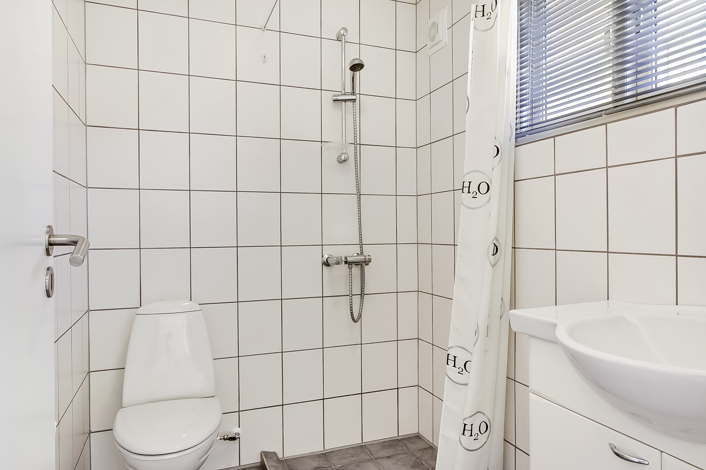 Fremhævet badeværelse  billede i fuldskærmstilstand. Billede af Havnegade 8, 5600 Faaborg