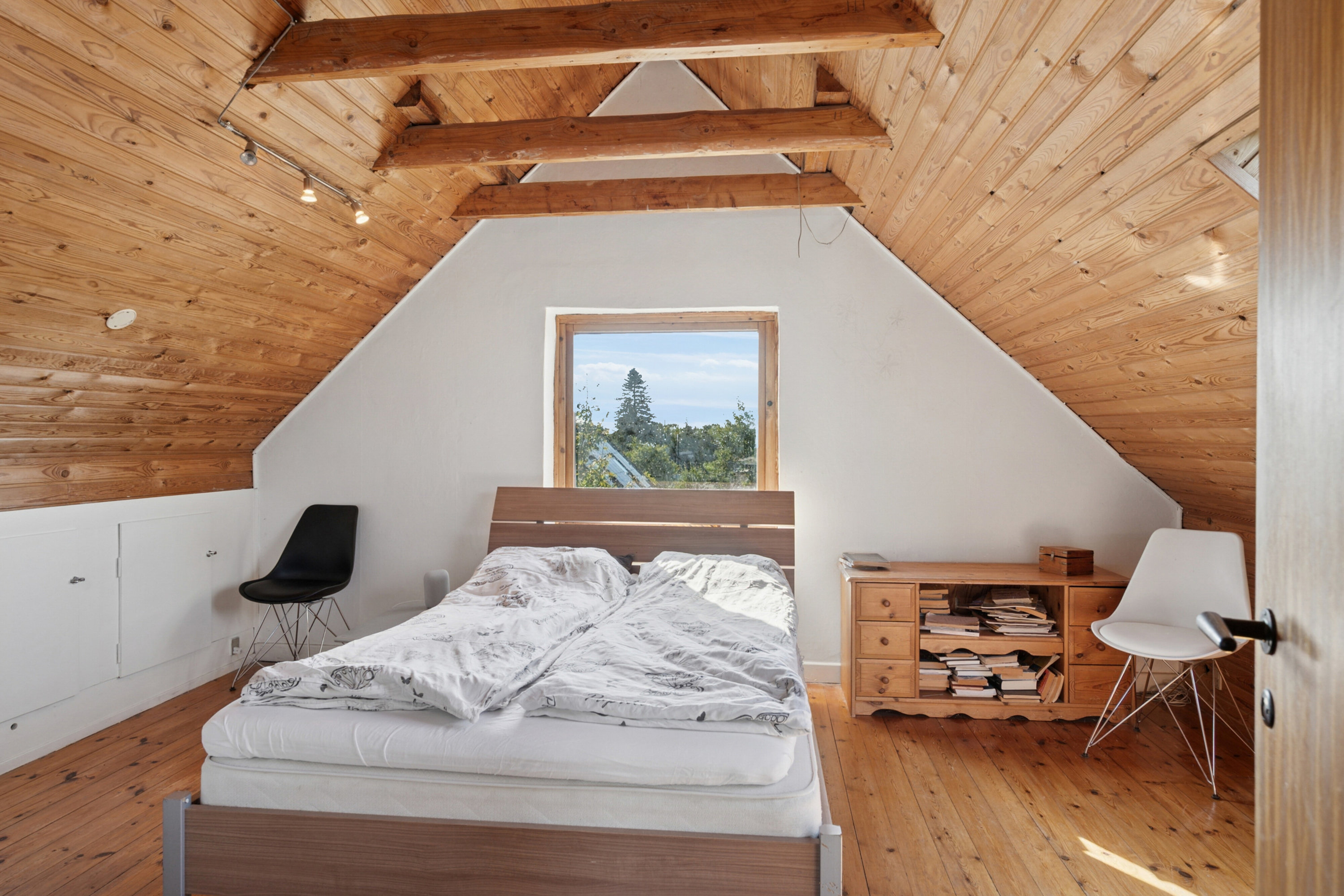 Fremhævet soveværelse billede i fuldskærmstilstand. Billede af Krebsevej 46, 2650 Hvidovre