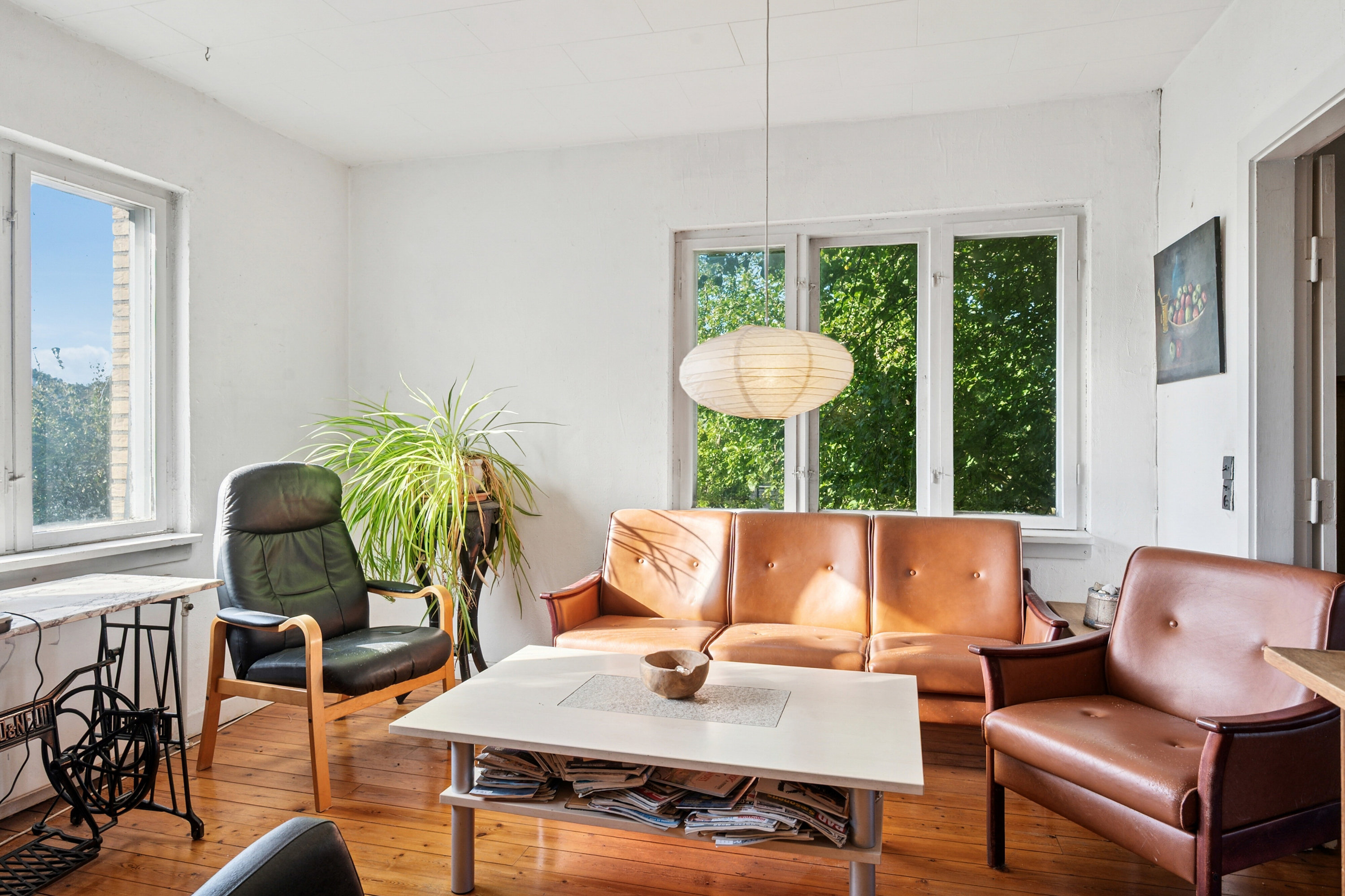 Fremhævet stue billede i fuldskærmstilstand. Billede af Krebsevej 46, 2650 Hvidovre