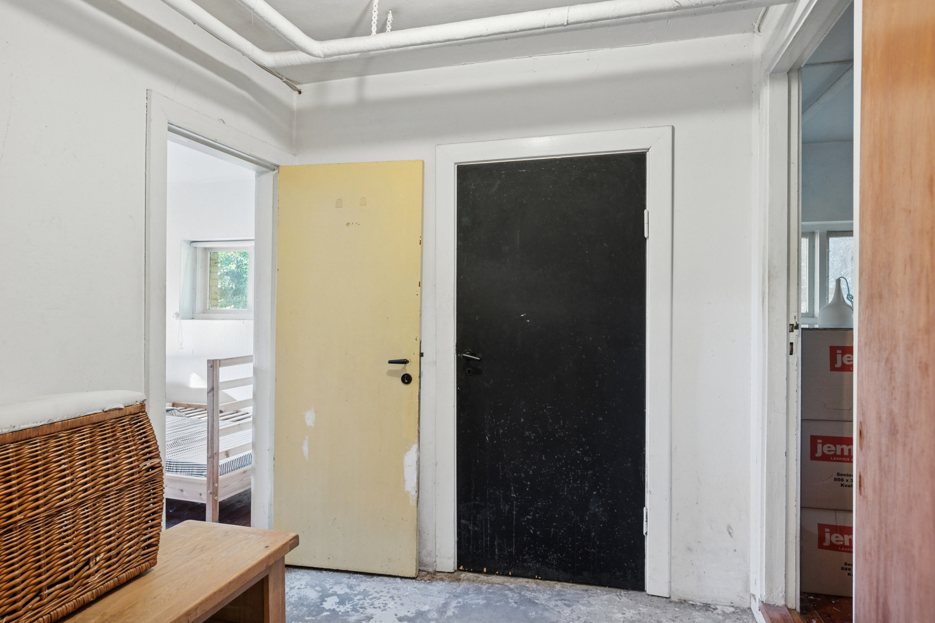 Fremhævet gang billede i fuldskærmstilstand. Billede af Krebsevej 46, 2650 Hvidovre