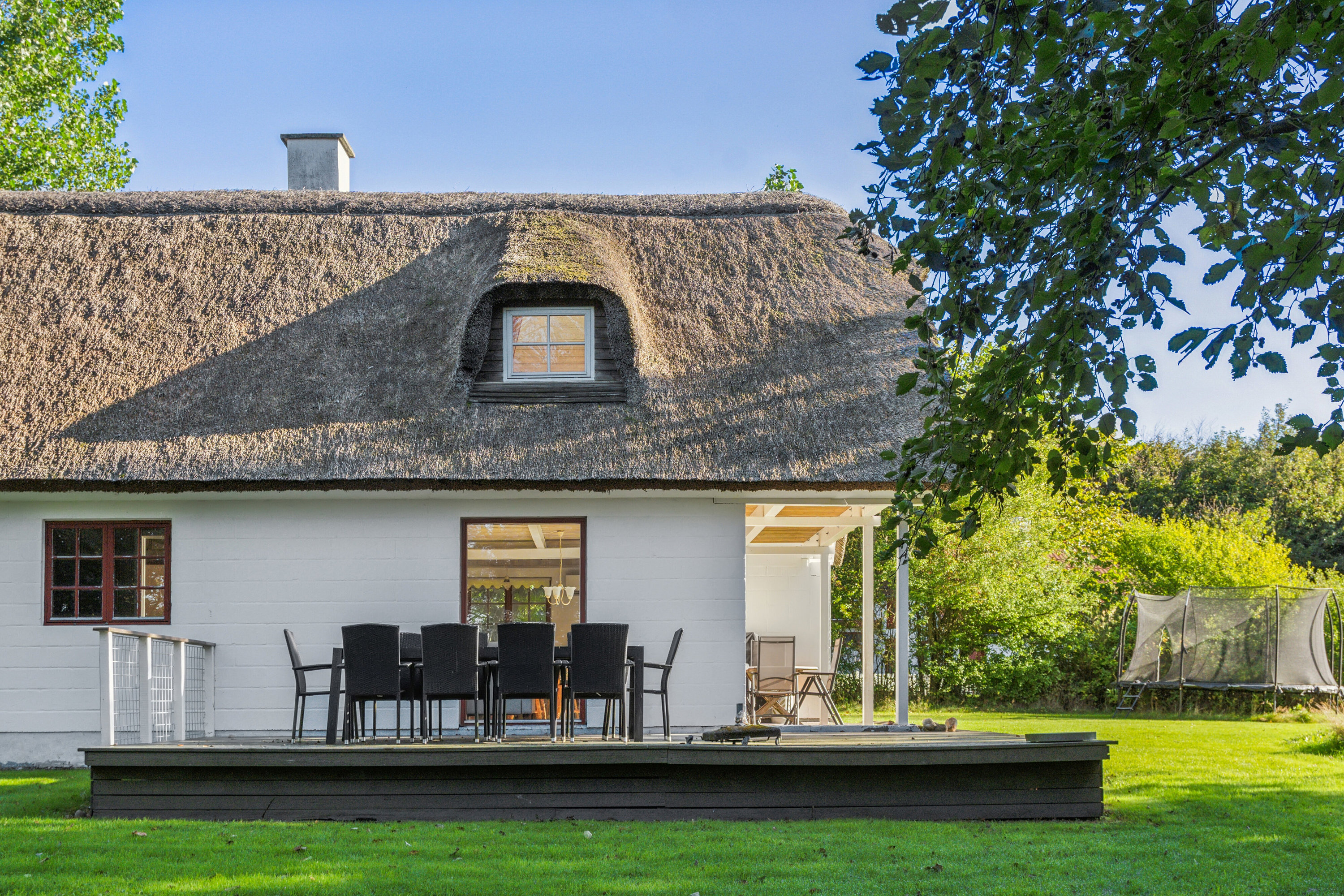 Miniaturebillede 1: set fra haven. Billede af Rønbakken 12, Jegindø, 7790 Thyholm