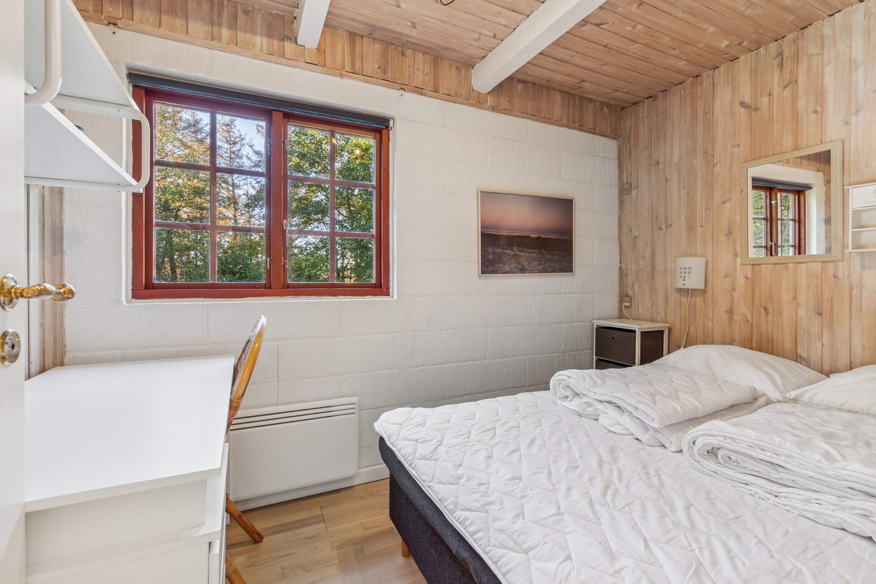 Fremhævet soveværelse billede i fuldskærmstilstand. Billede af Rønbakken 12, Jegindø, 7790 Thyholm