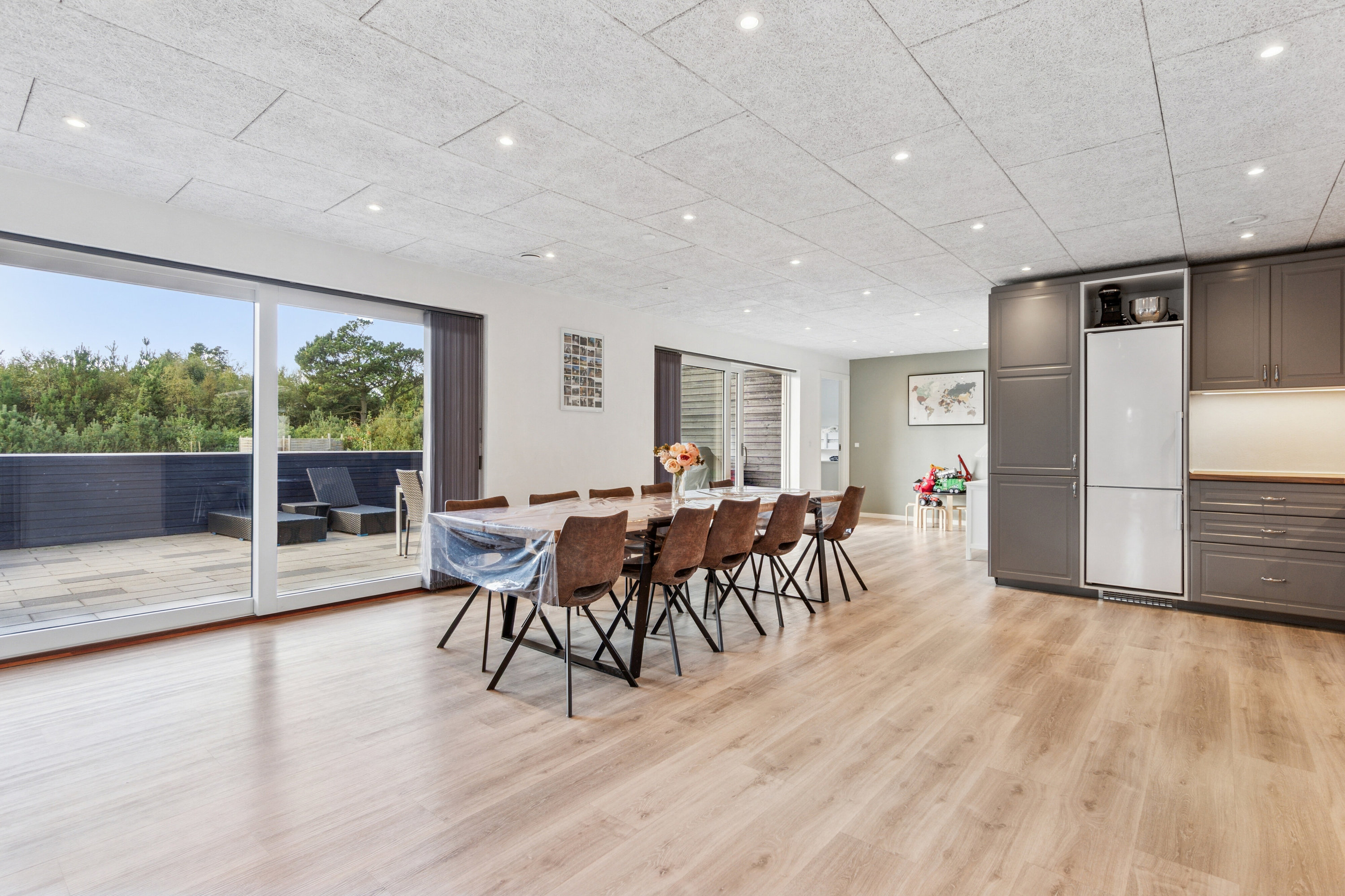 Miniaturebillede 2: spisestue. Billede af Kræn Tækkers Vej 9, Klitmøller, 7700 Thisted