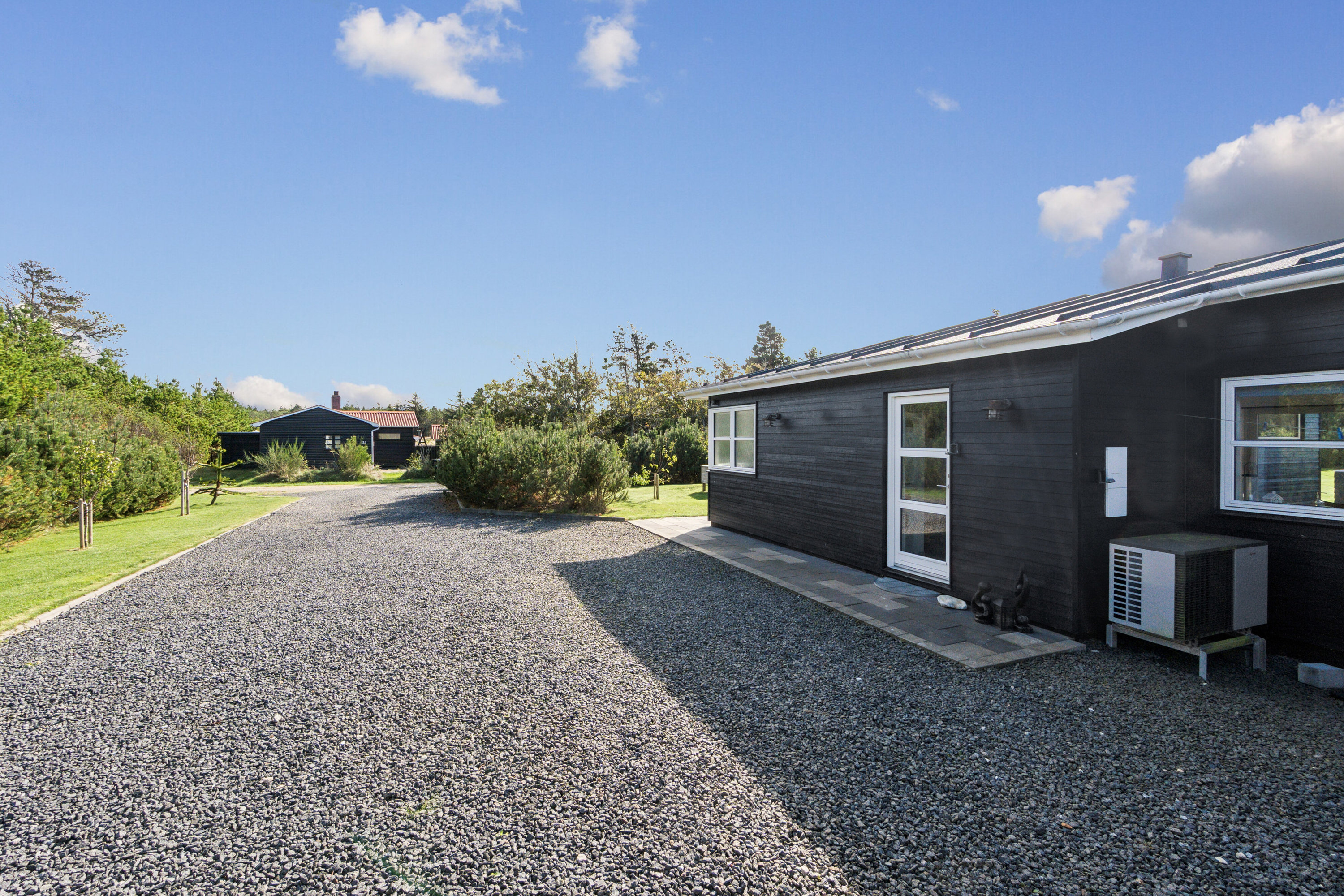 Fremhævet set fra vejen billede i fuldskærmstilstand. Billede af Kræn Tækkers Vej 9, Klitmøller, 7700 Thisted