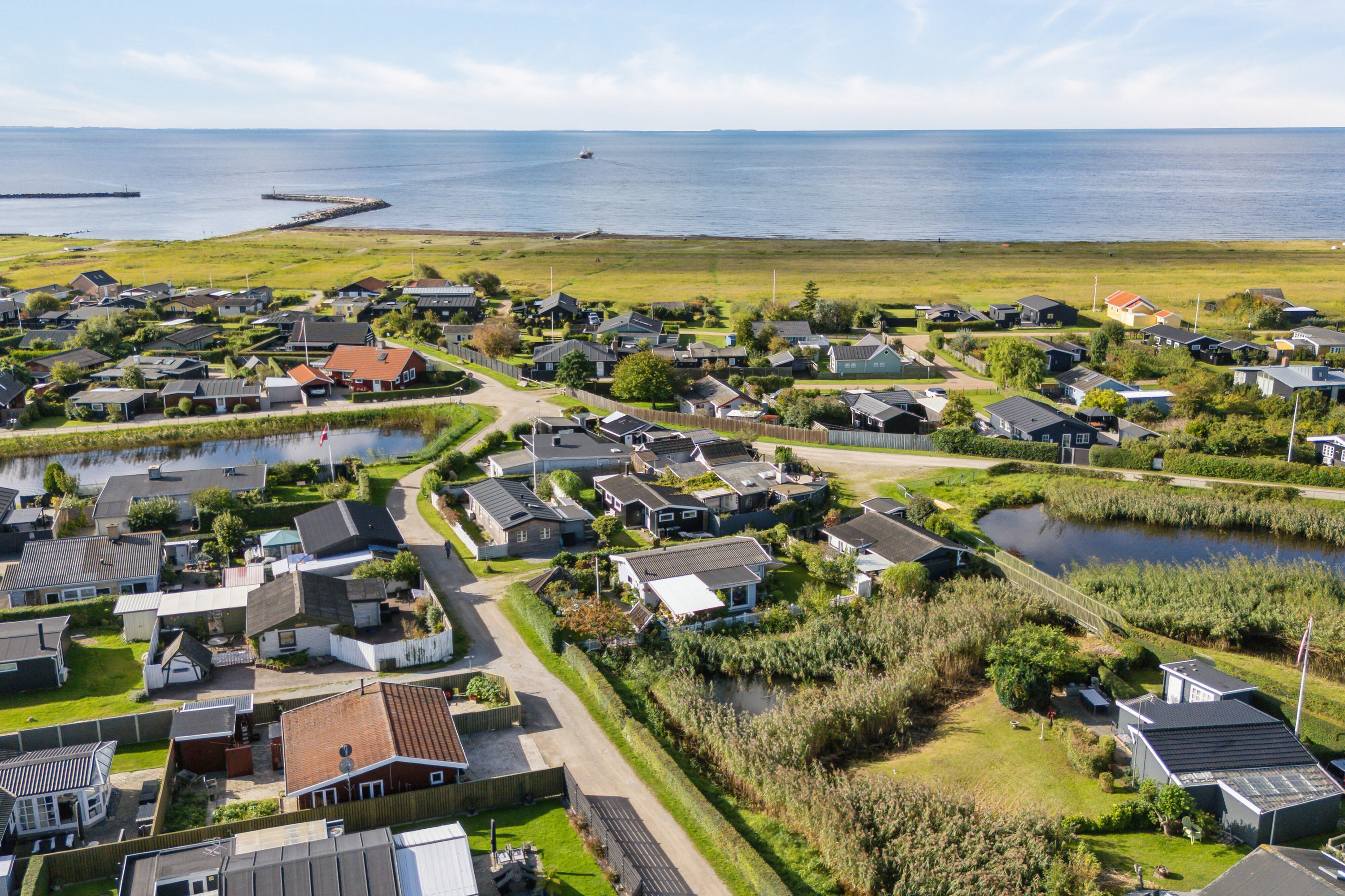 Fremhævet luftfoto billede i fuldskærmstilstand. Billede af Ibsvej 38, Vesterhave, 4736 Karrebæksminde