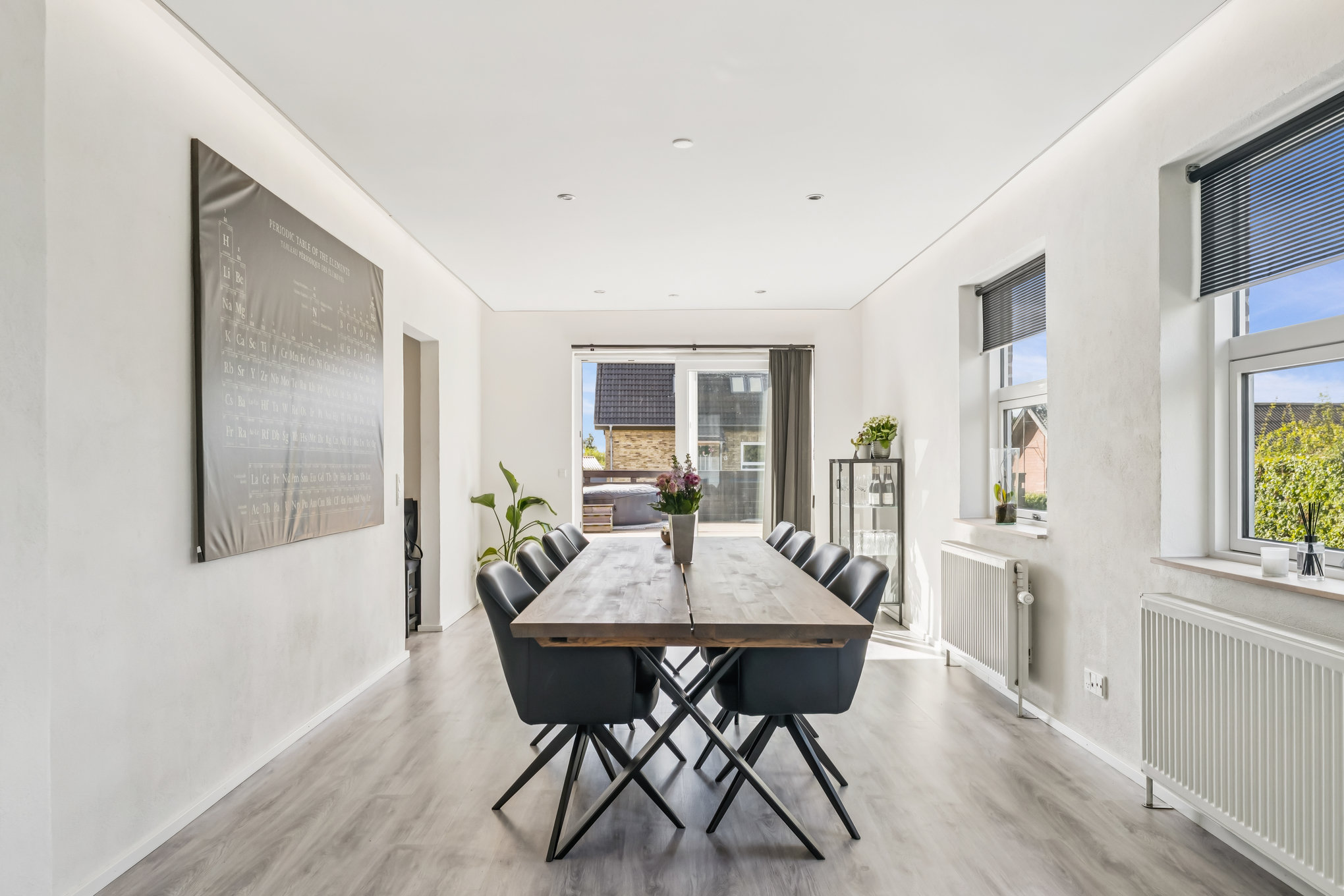 Fremhævet stue billede i fuldskærmstilstand. Billede af Saxovej 9, 8960 Randers SØ