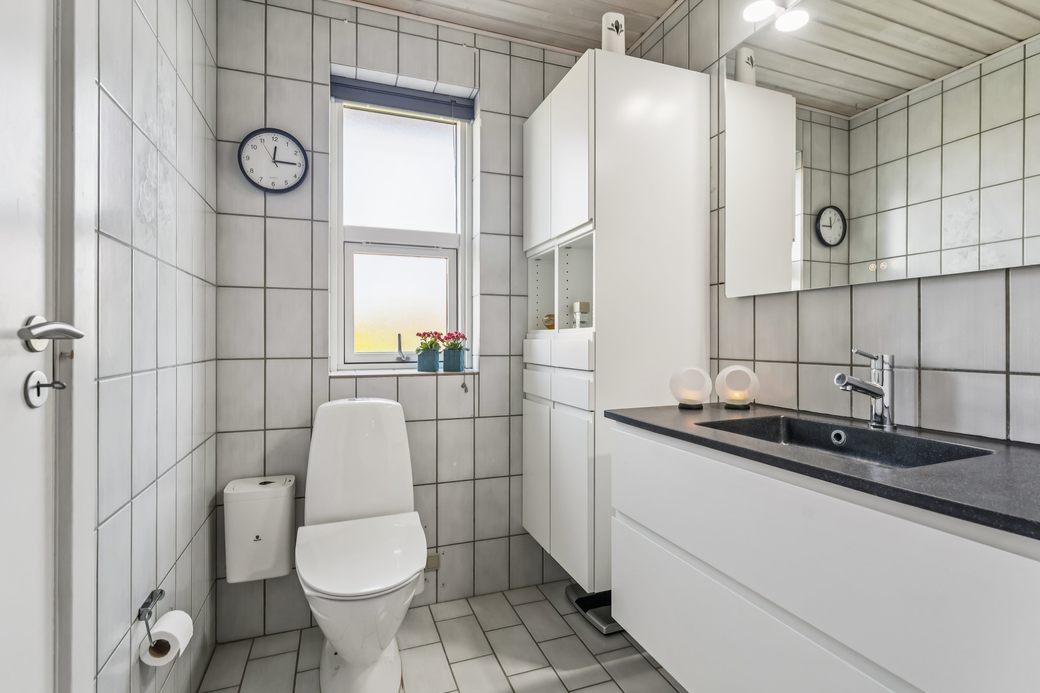 Fremhævet badeværelse billede i fuldskærmstilstand. Billede af Lenesminde 19, 8960 Randers SØ