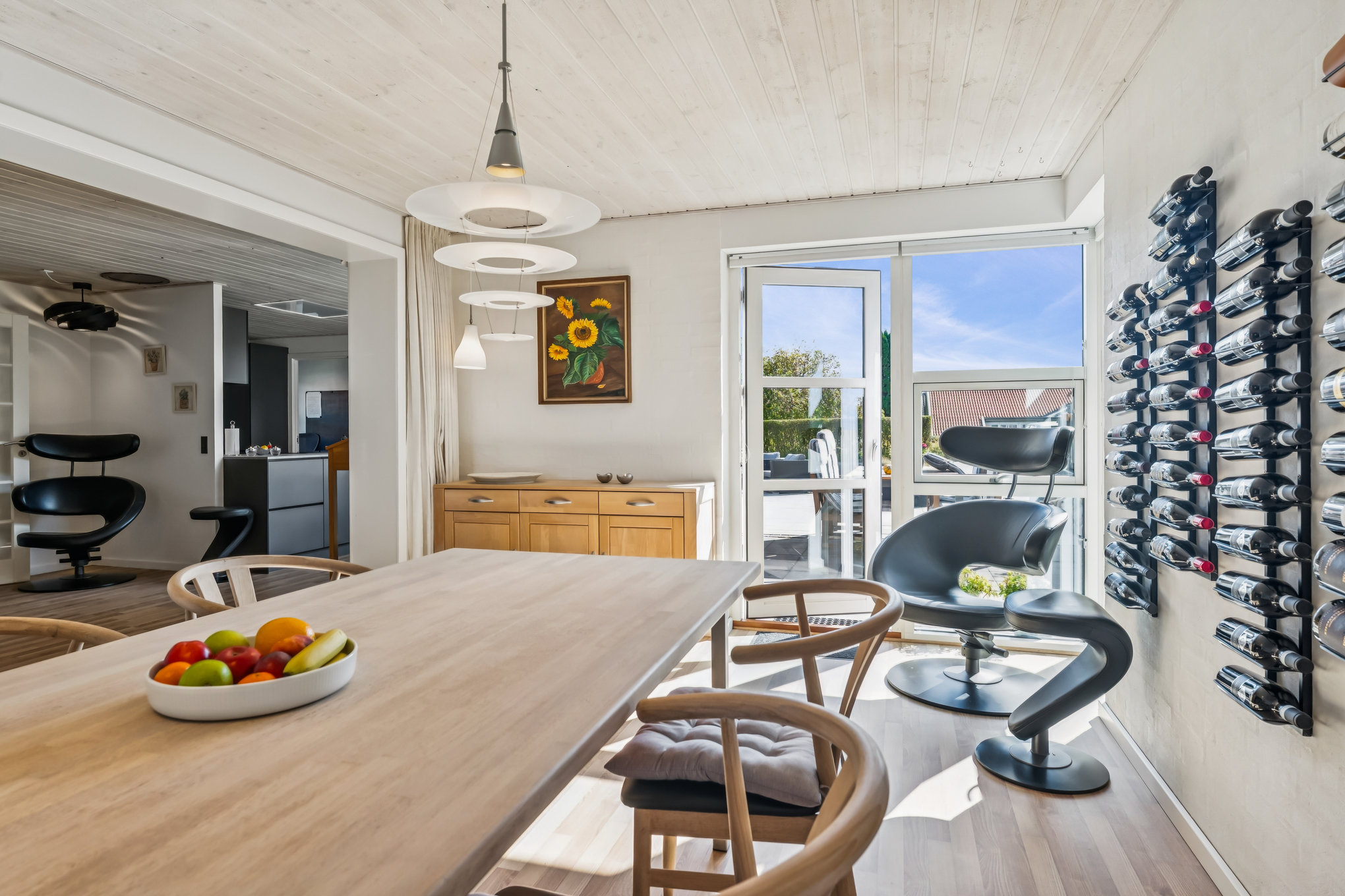 Fremhævet stue billede i fuldskærmstilstand. Billede af Lenesminde 19, 8960 Randers SØ