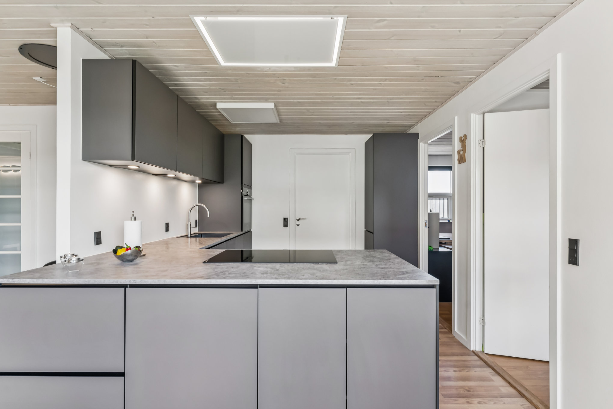 Fremhævet køkken billede i fuldskærmstilstand. Billede af Lenesminde 19, 8960 Randers SØ