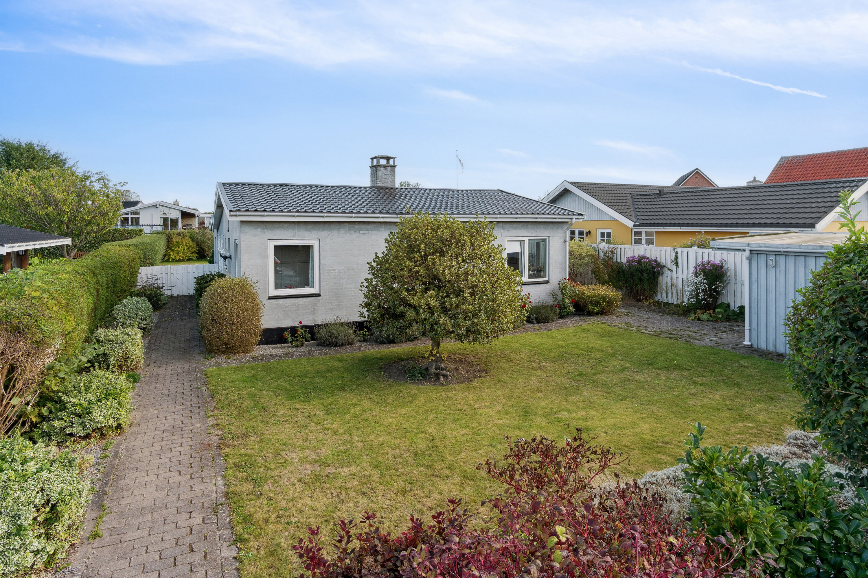 Fremhævet set fra haven billede i fuldskærmstilstand. Billede af Pagteroldvej 63, 2650 Hvidovre