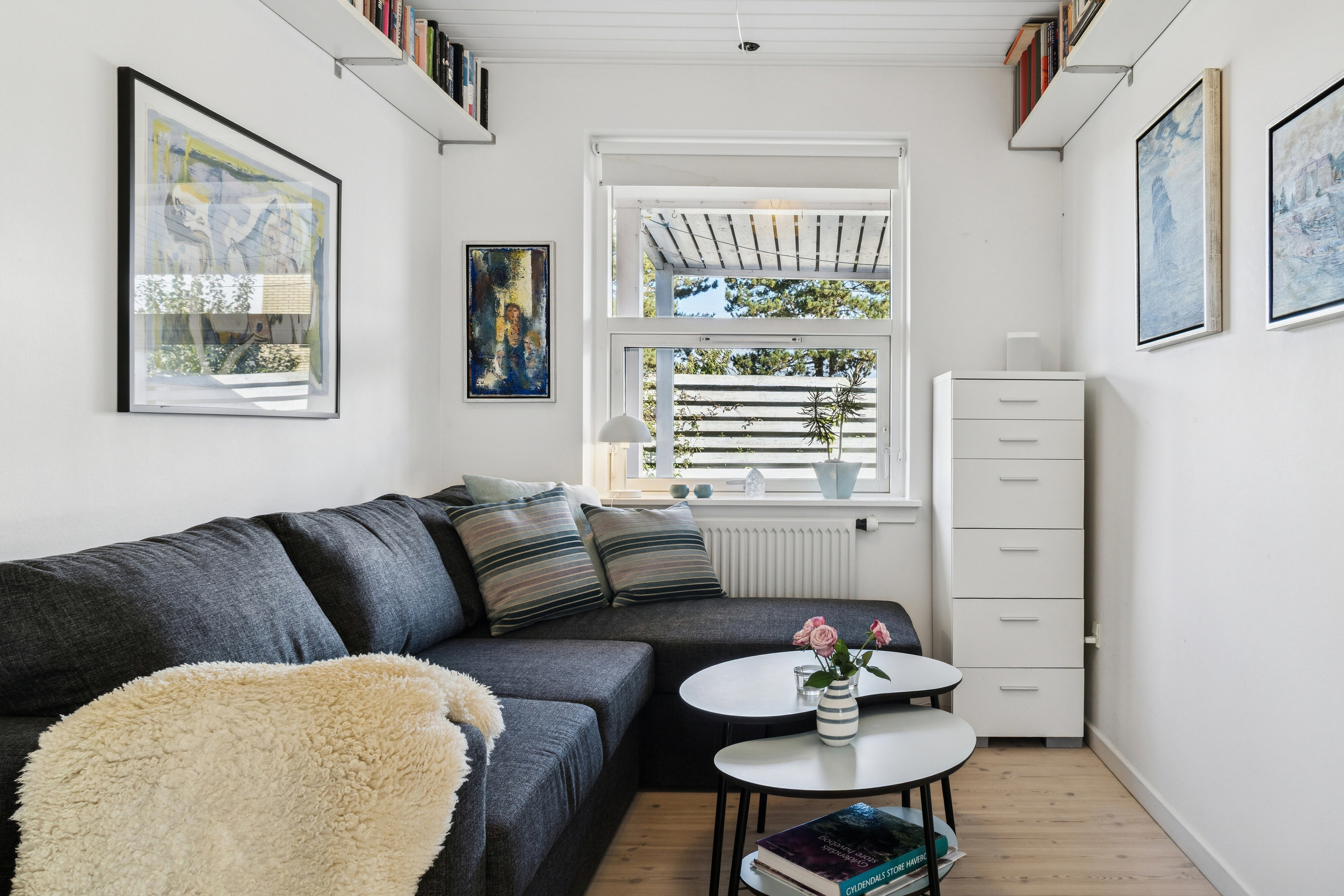 Fremhævet stue billede i fuldskærmstilstand. Billede af Skovhusvej 9, 4300 Holbæk