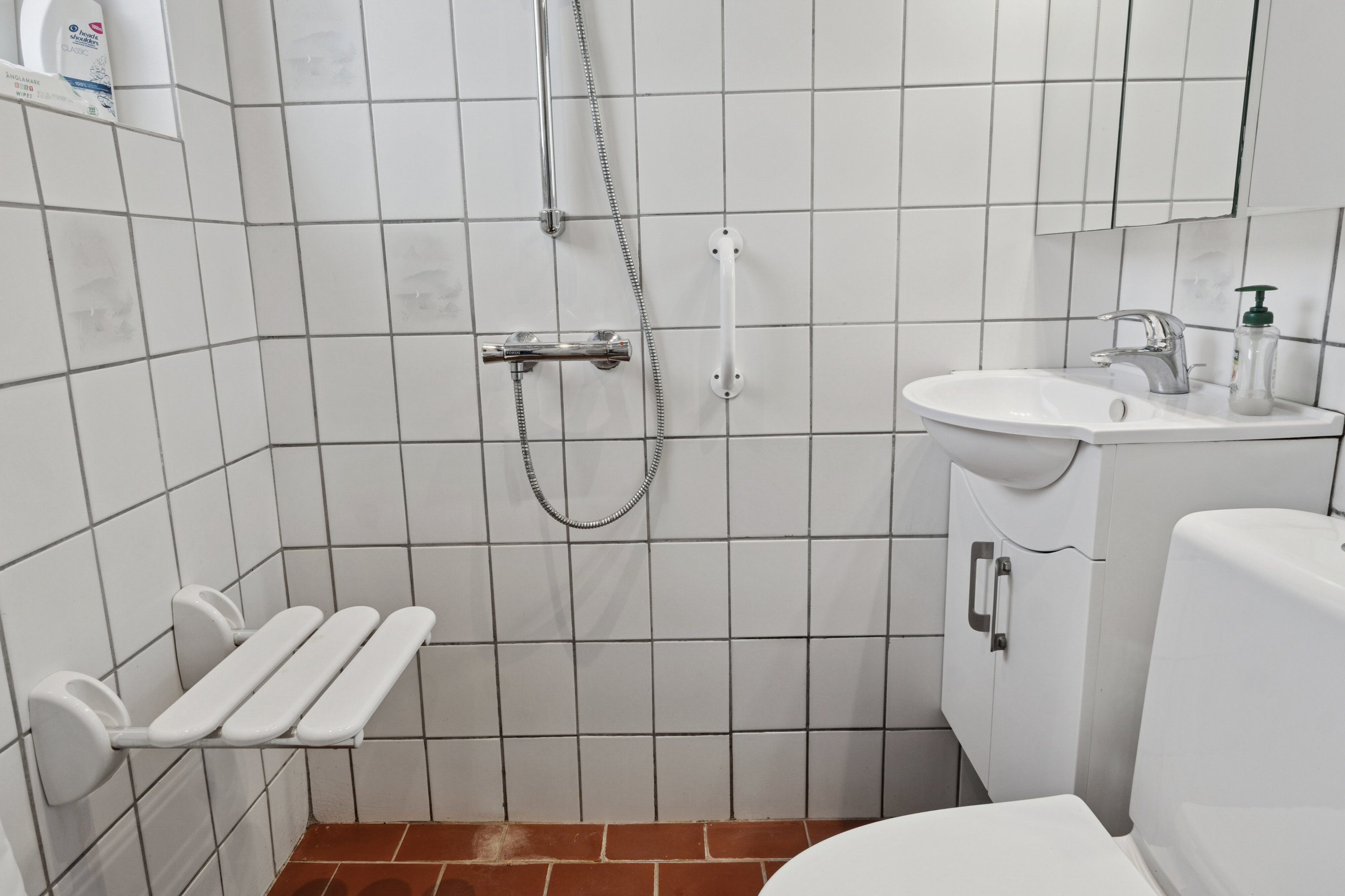 Fremhævet badeværelse billede i fuldskærmstilstand. Billede af Pagteroldvej 63, 2650 Hvidovre