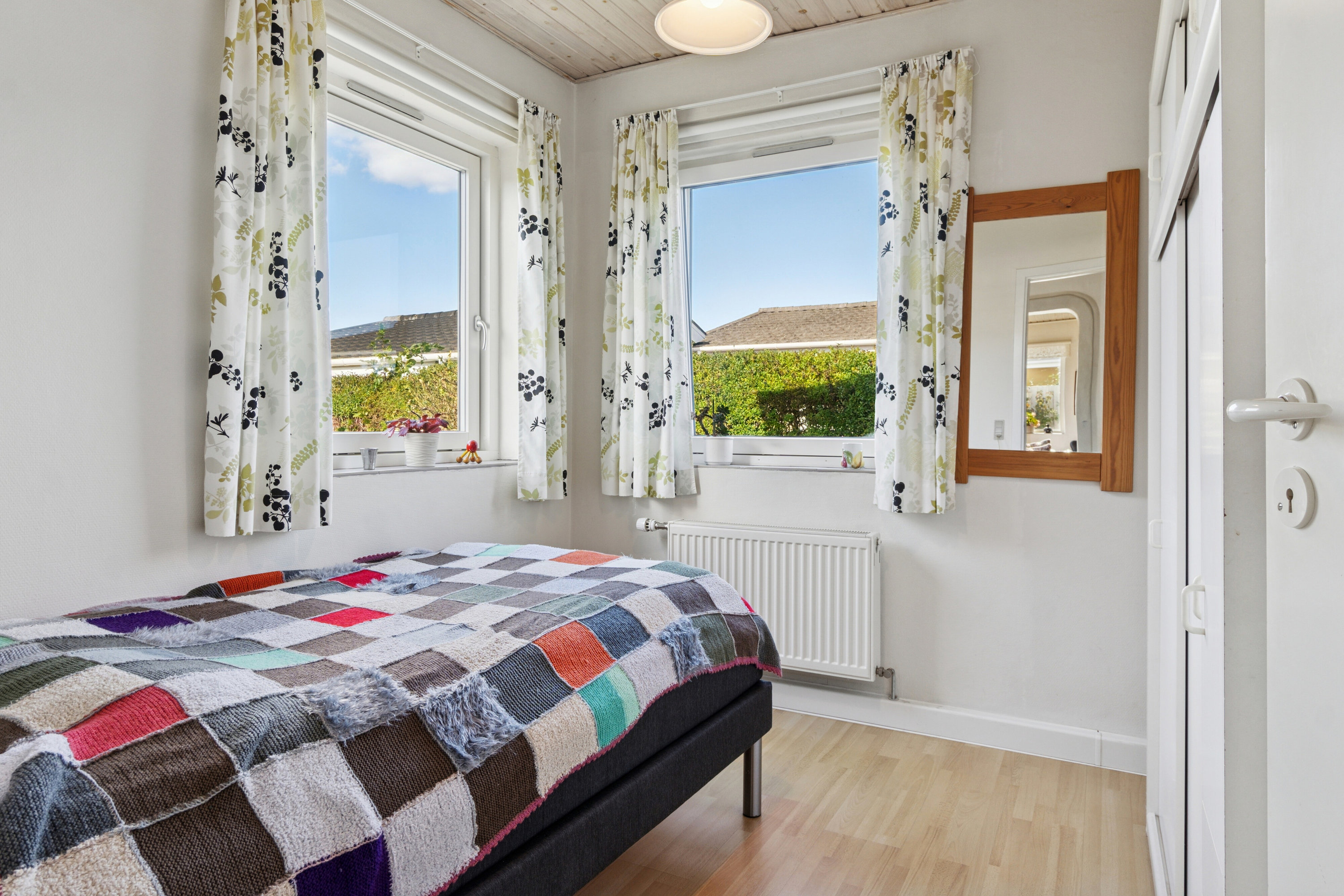 Fremhævet soveværelse billede i fuldskærmstilstand. Billede af Pagteroldvej 63, 2650 Hvidovre